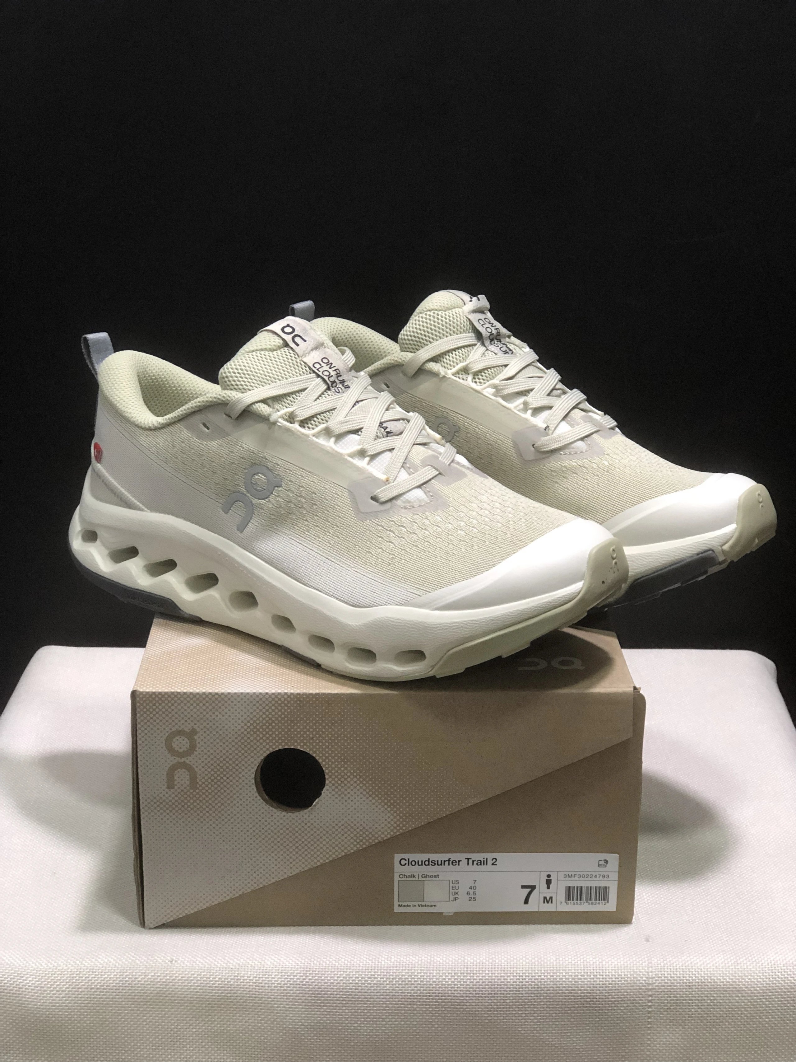 On Sneakers Cloudsurfer Trail 2 WP — 15