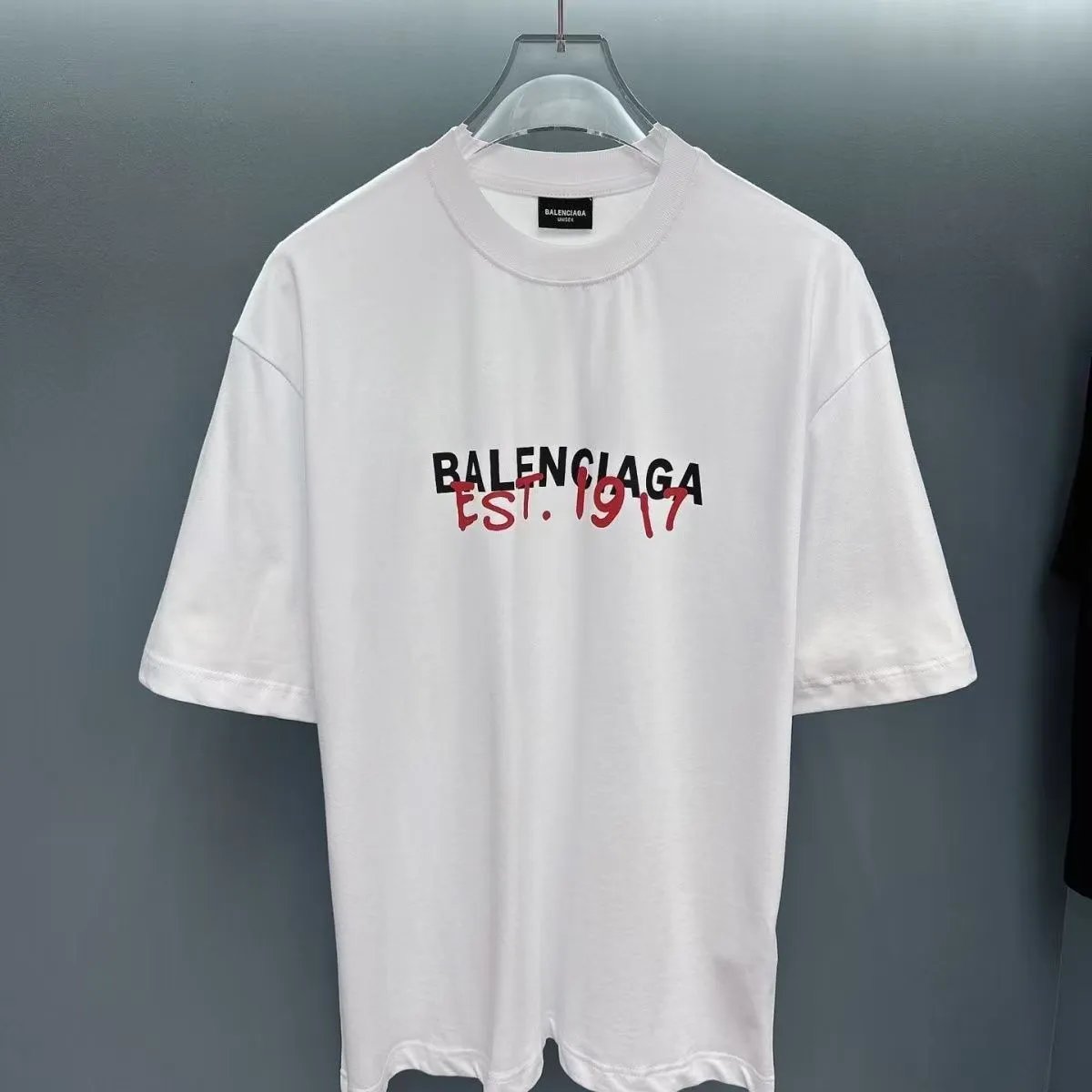 Burberry T-Shirts Short Sleeve Graphic T-Shirt — 24