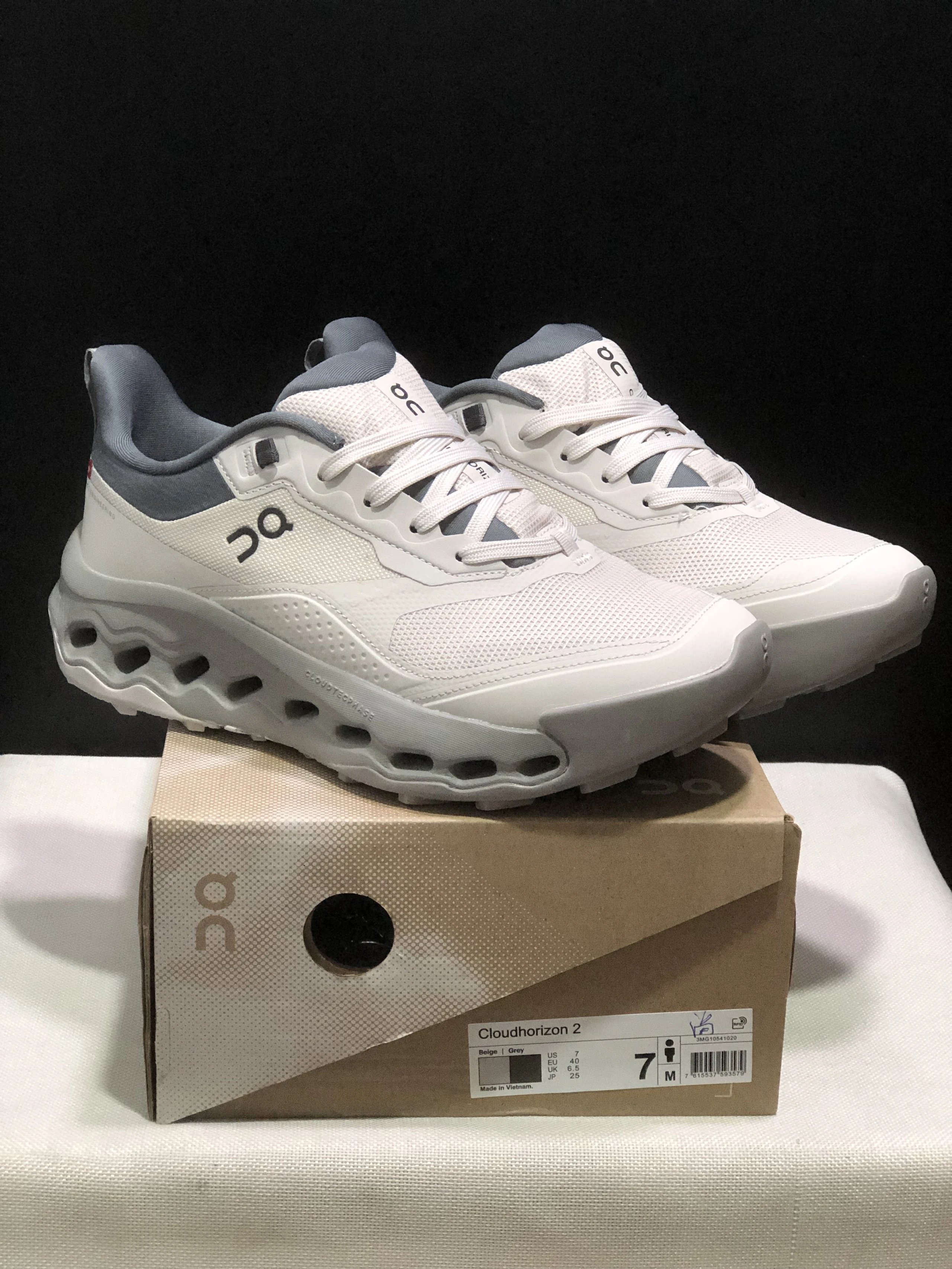 On Sneakers Cloudhorizon 2 — 14