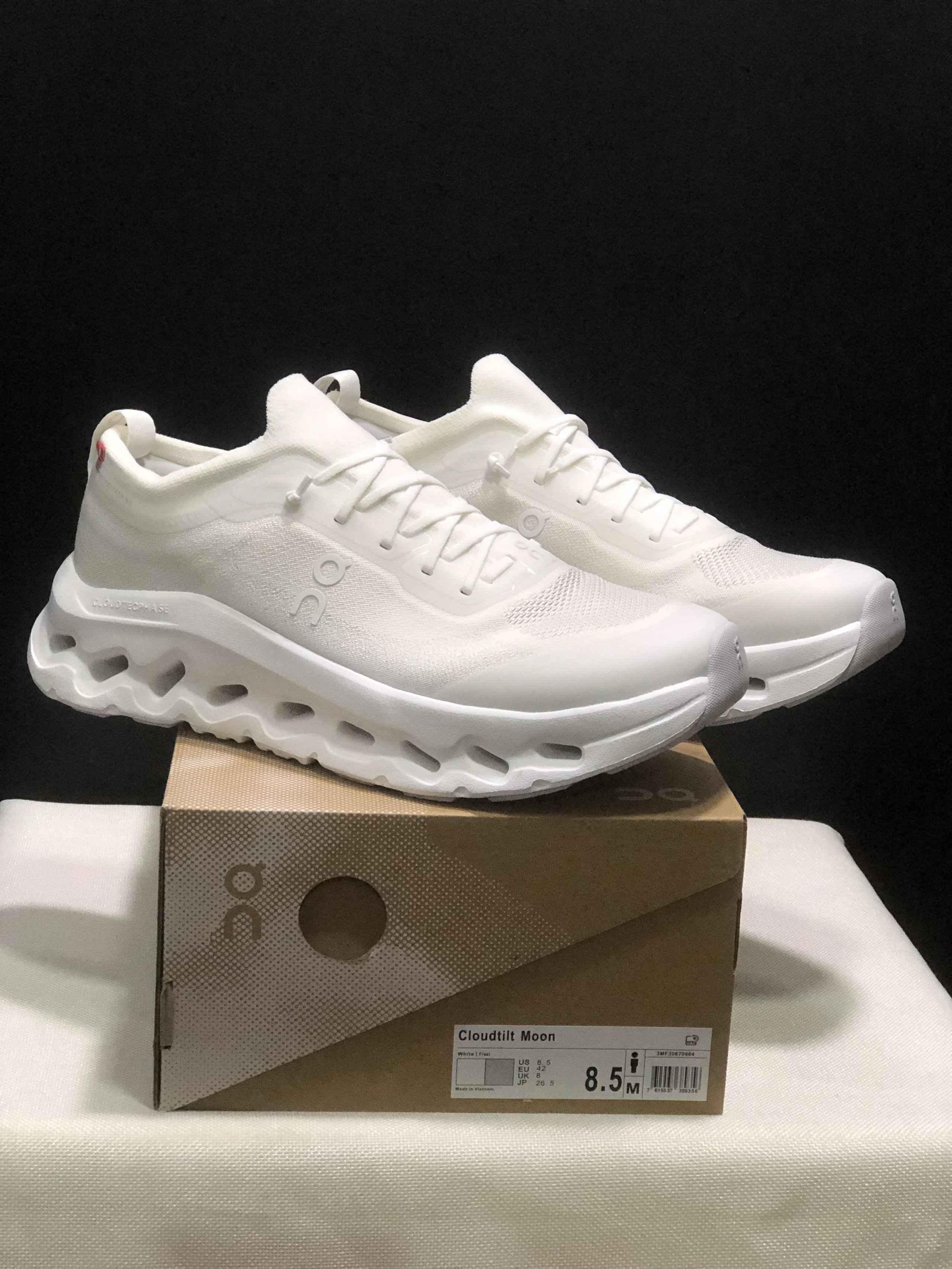 On Sneakers Cloudhorizon 2 — 37