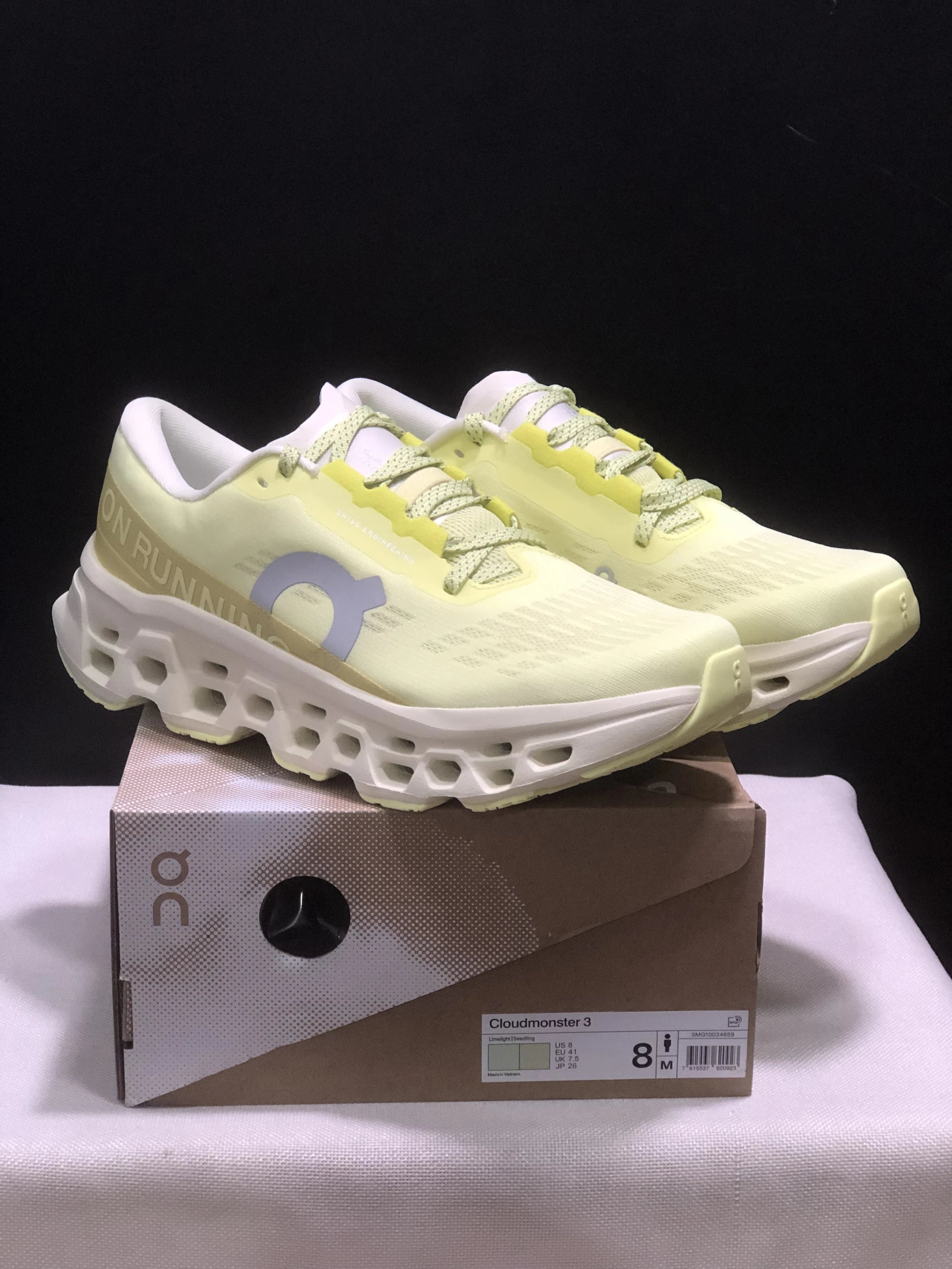 On Sneakers Cloudmonster 3 — 23