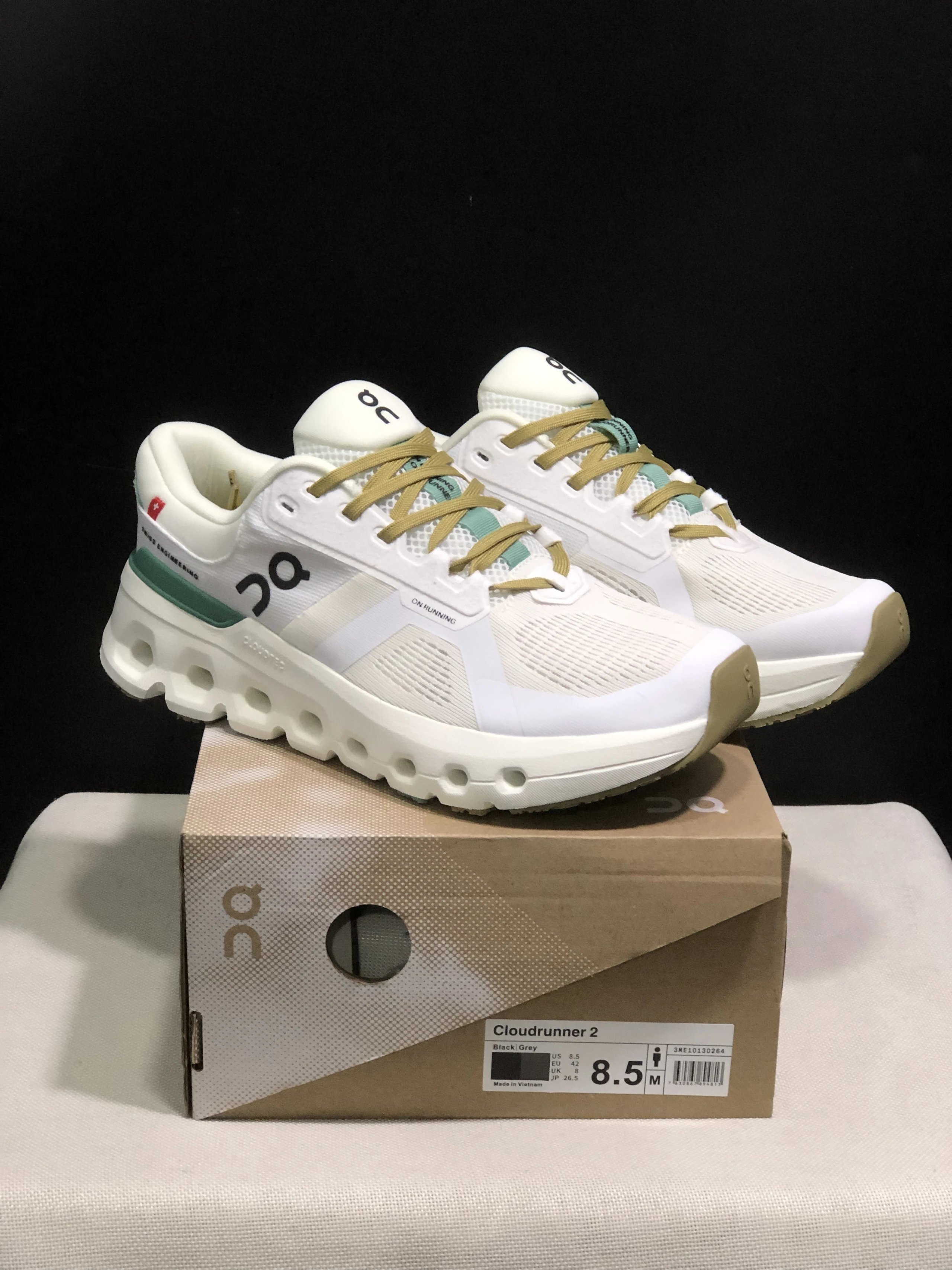 On Cloudhorizon and Cloudrunner 2 — 25