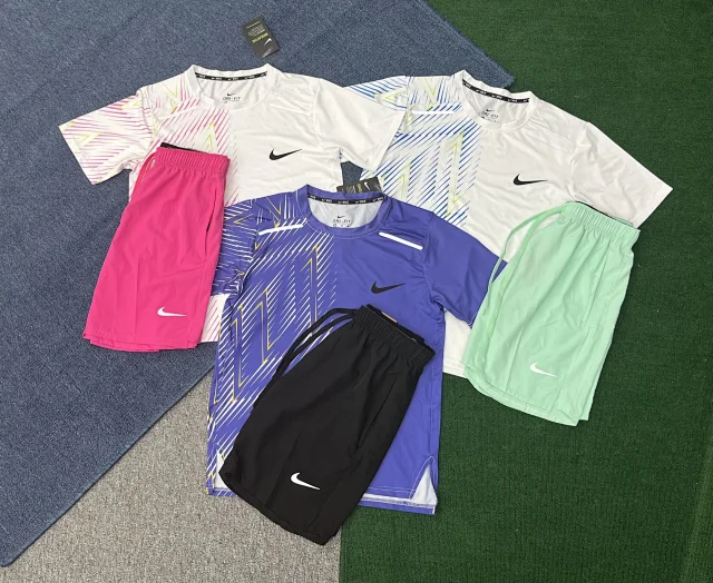 Nike Tracksuits Dri-FIT short-sleeve top and shorts set product detail image 2