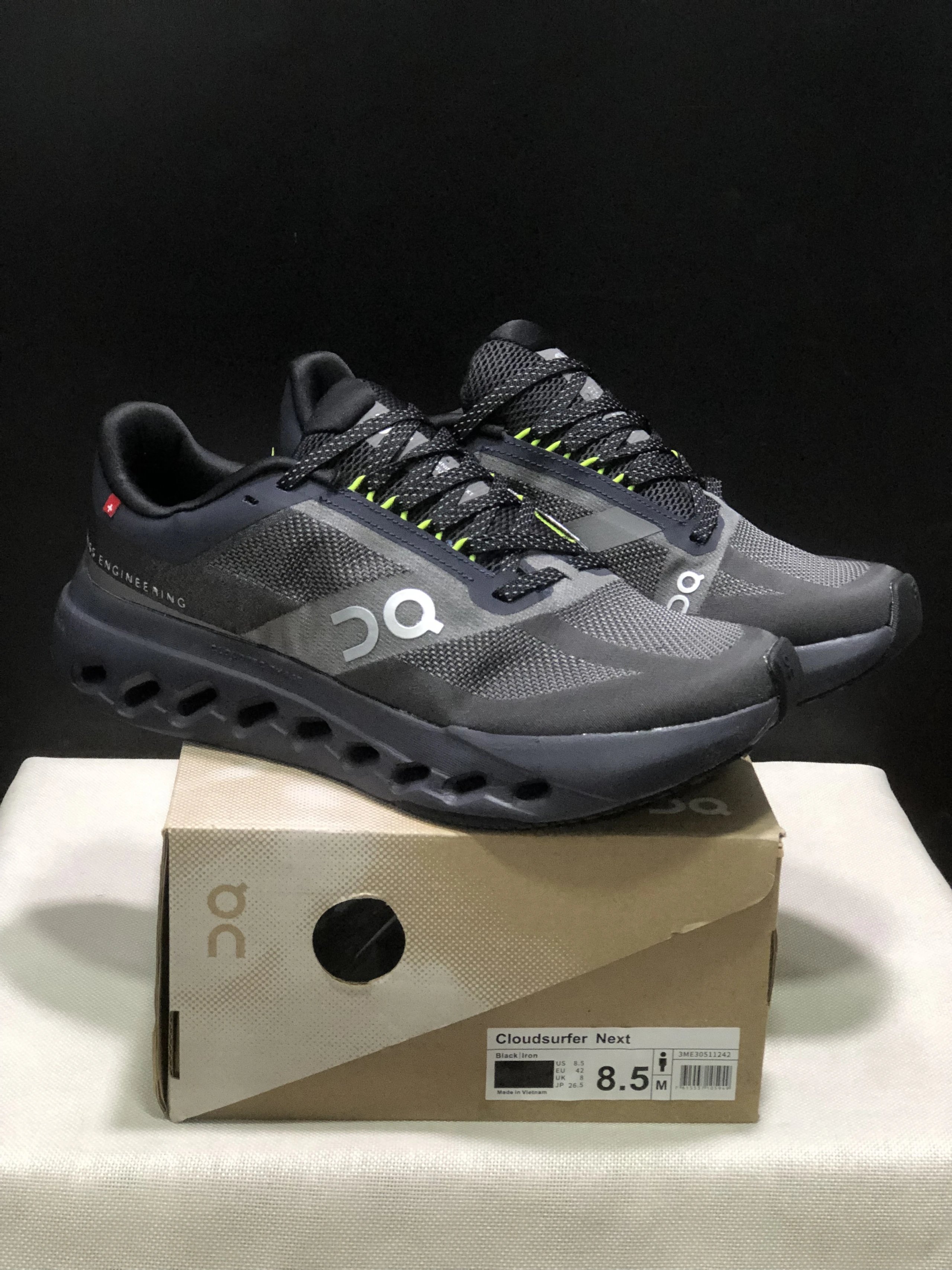 On Sneakers Cloudsurfer Next Z5 — 28