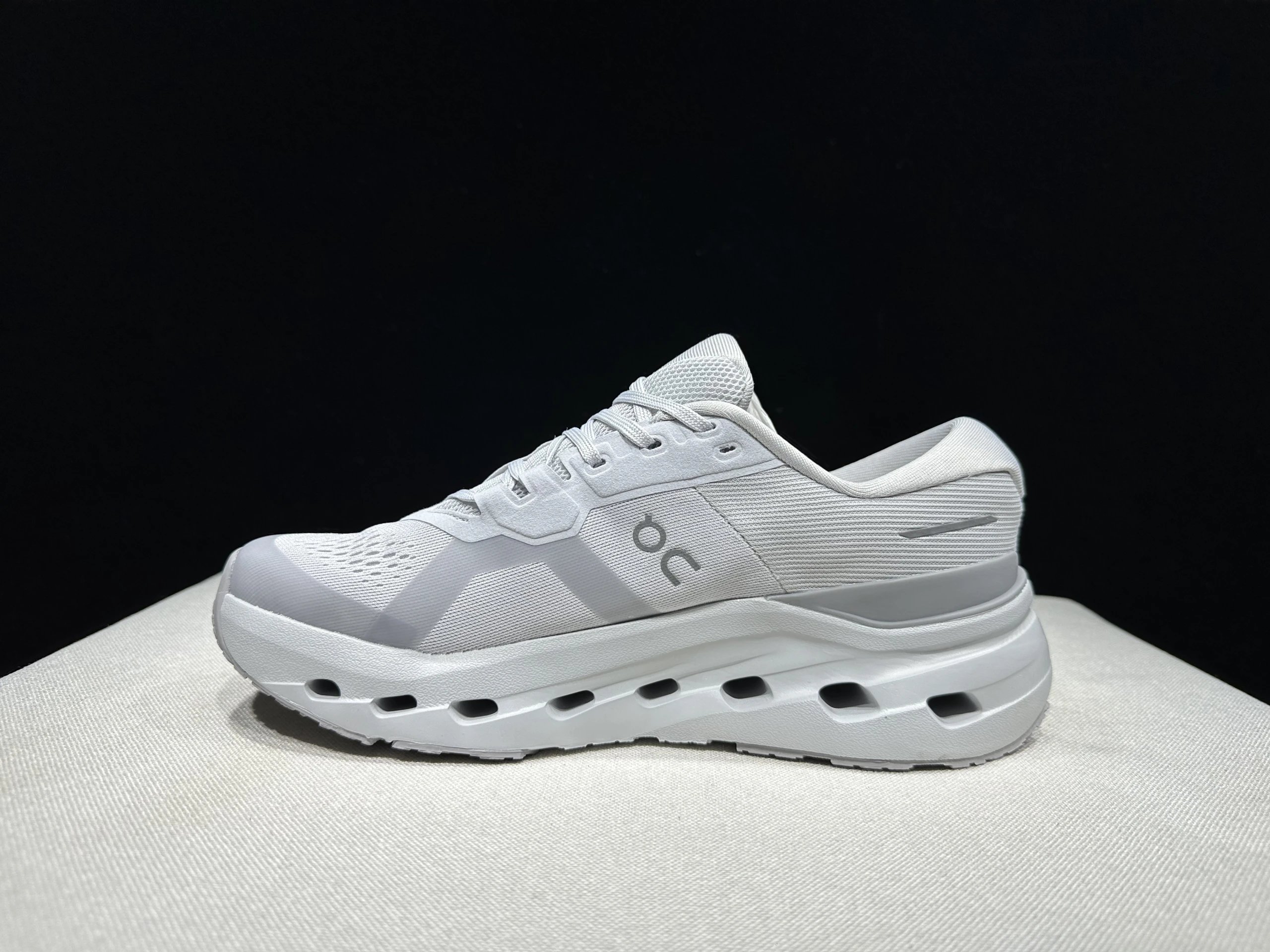 On Cloudnova Form 2 and TT — 36