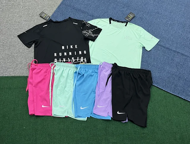 Nike Matching Sets Running Division Graphic product detail image 1