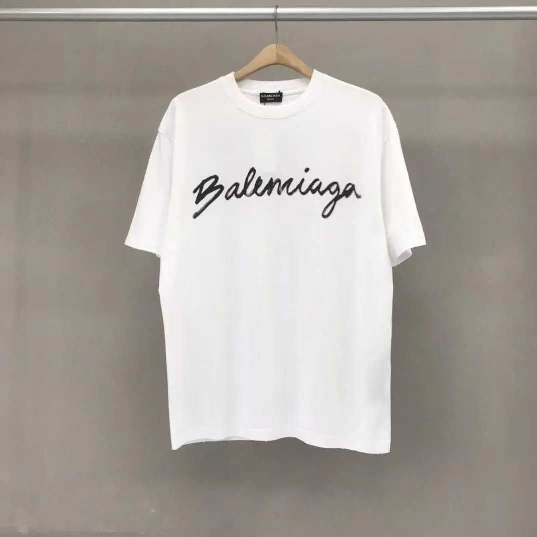 Burberry T-Shirts Short Sleeve Graphic T-Shirt — 23