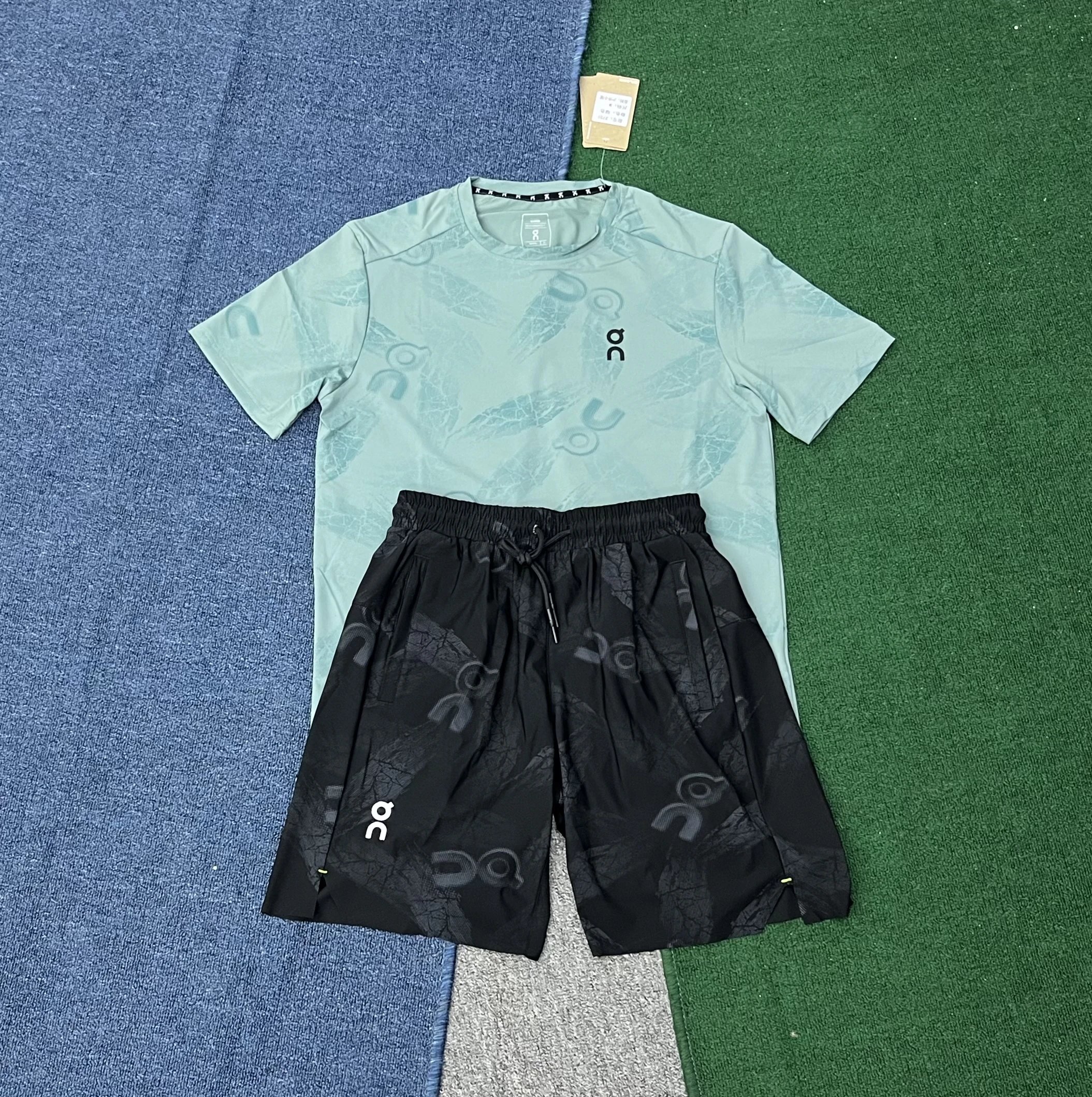 On Matching Sets All-over logo print short-sleeve T-shirt and shorts set image 11