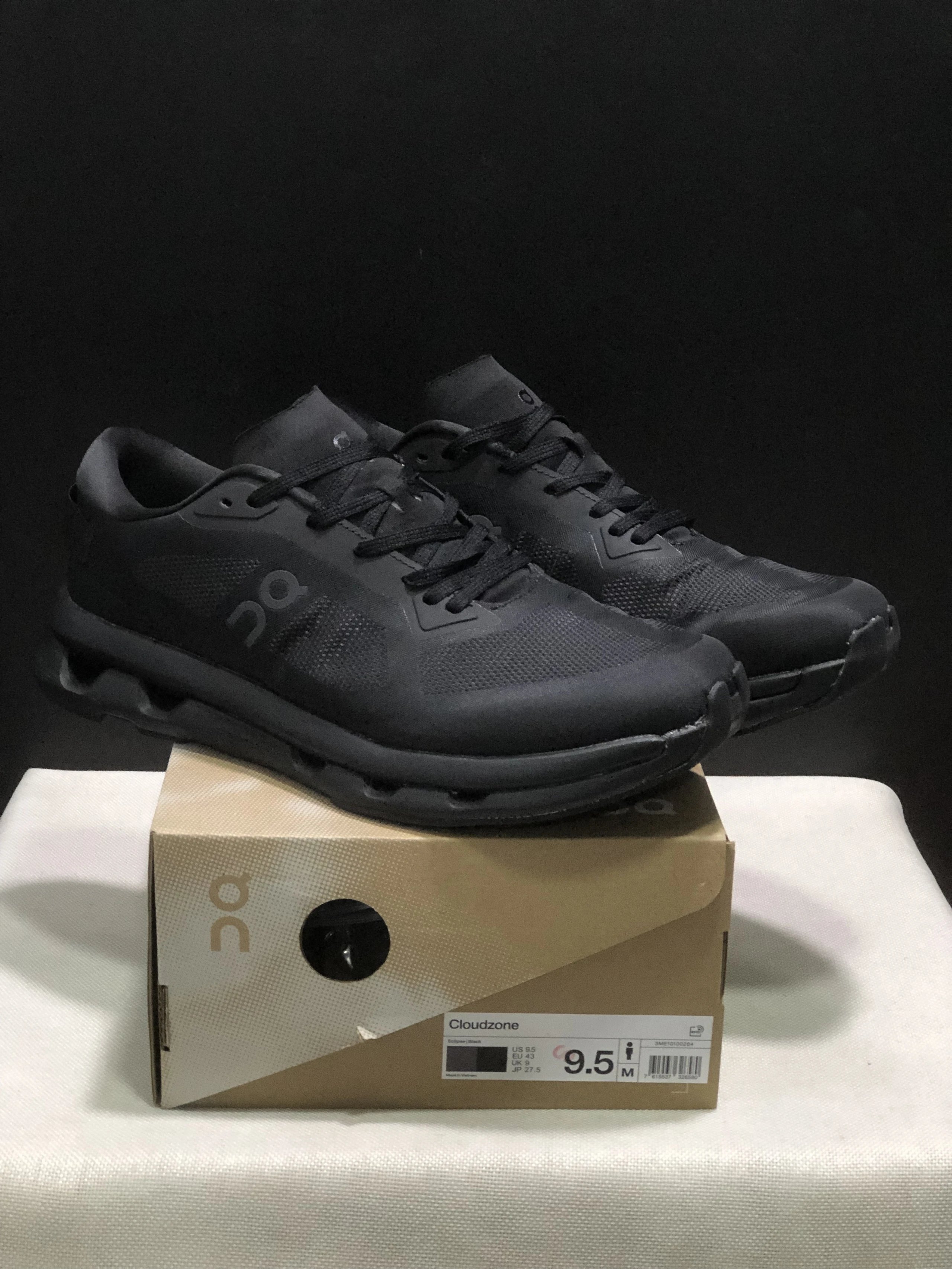 On Sneakers Cloudboom Strike and mesh running shoe styles — 23