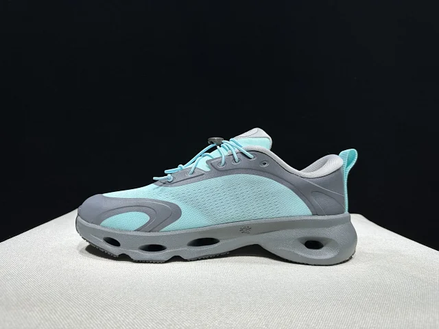 Loewe Two distinct sneaker designs with Anagram branding product detail image 9