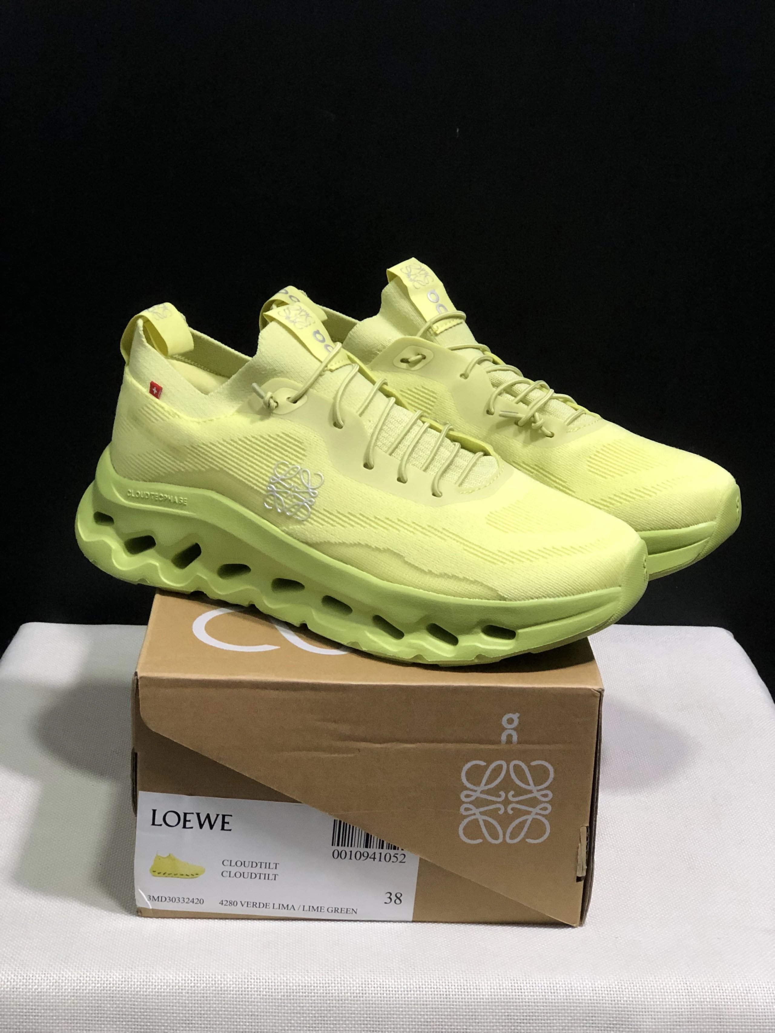 Loewe Sneakers Cloudtilt 2.0 — 32