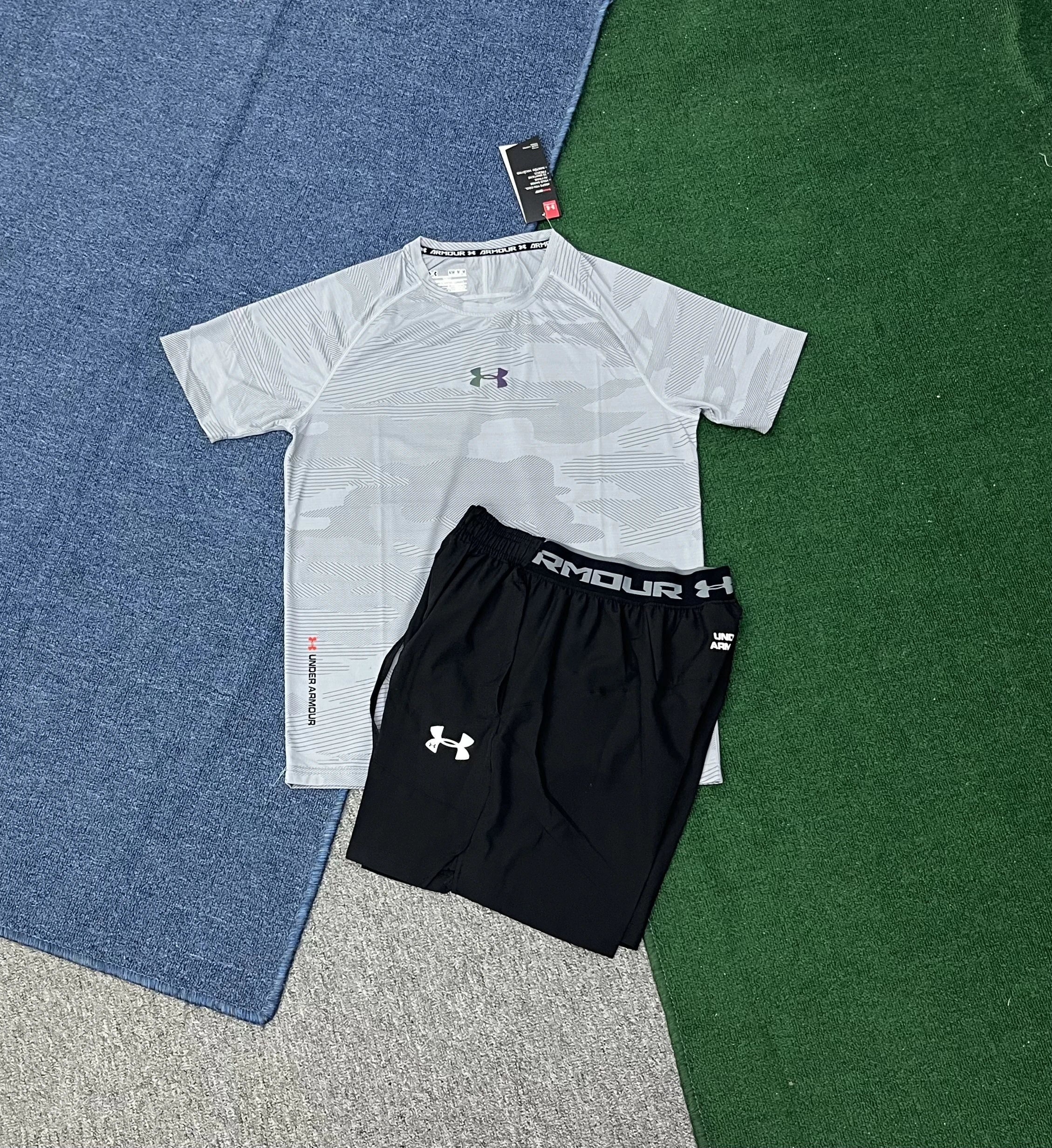 Under Armour Matching Sets Short-sleeve T-shirt and shorts set with graphic camouflage print — 15