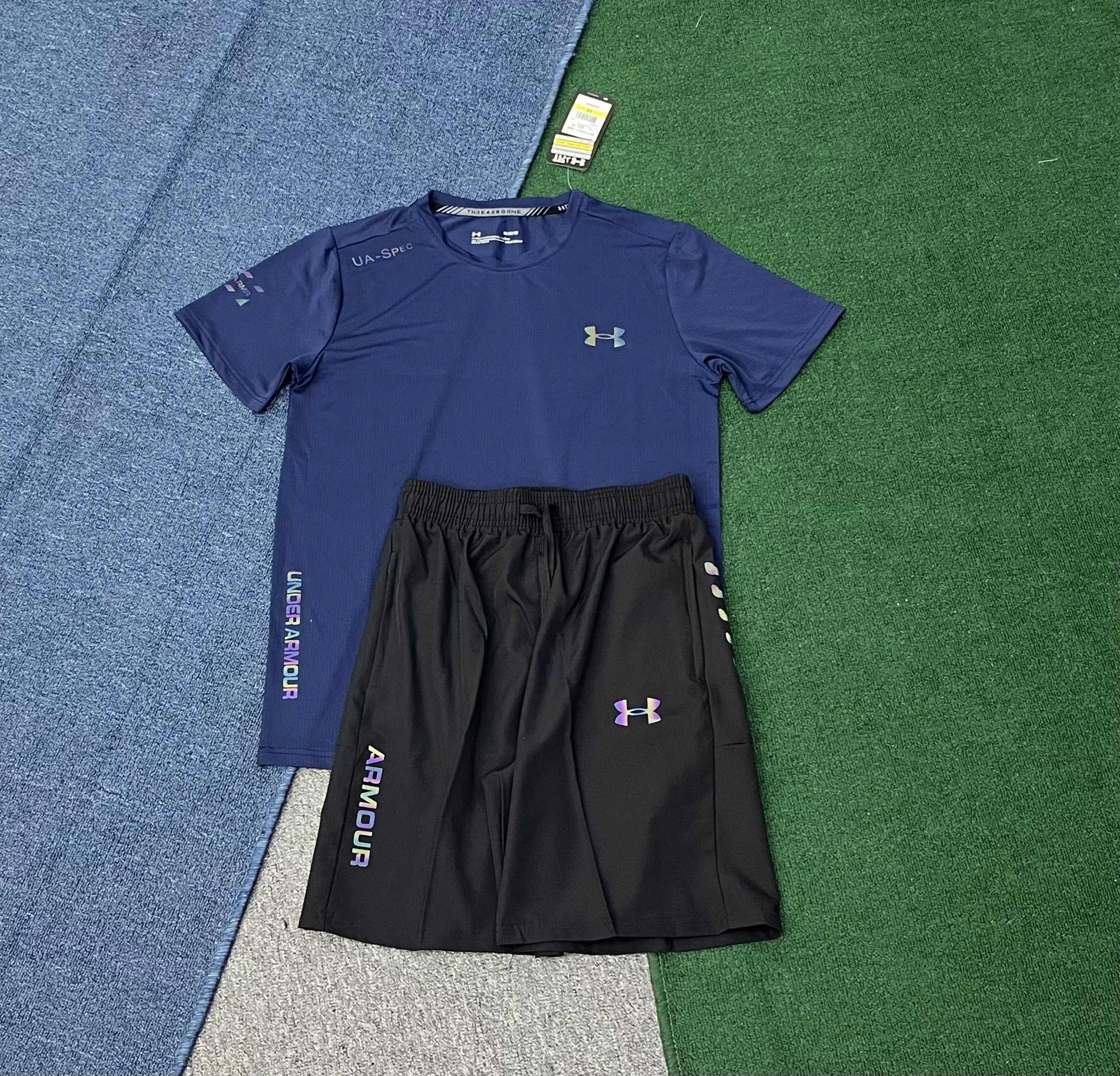 Under Armour Matching Sets Short-sleeve T-shirt and shorts set with graphic camouflage print image 7