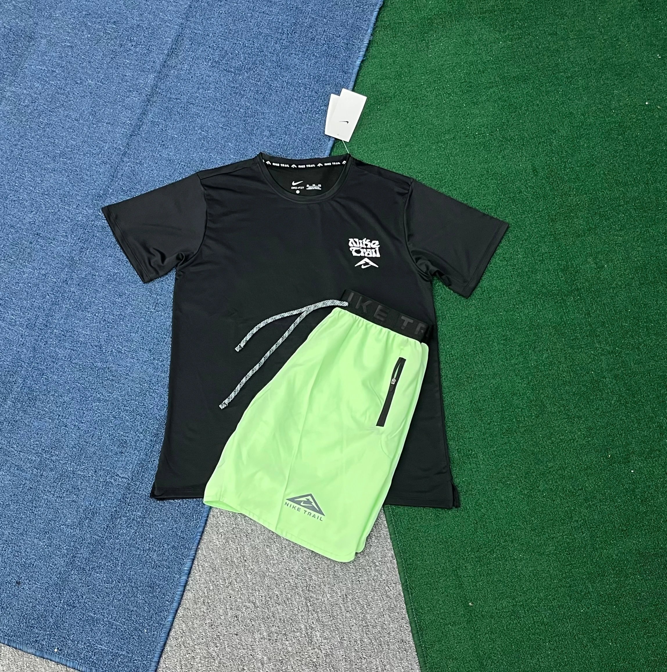 Nike T-Shirts Trail mountain graphic image 10