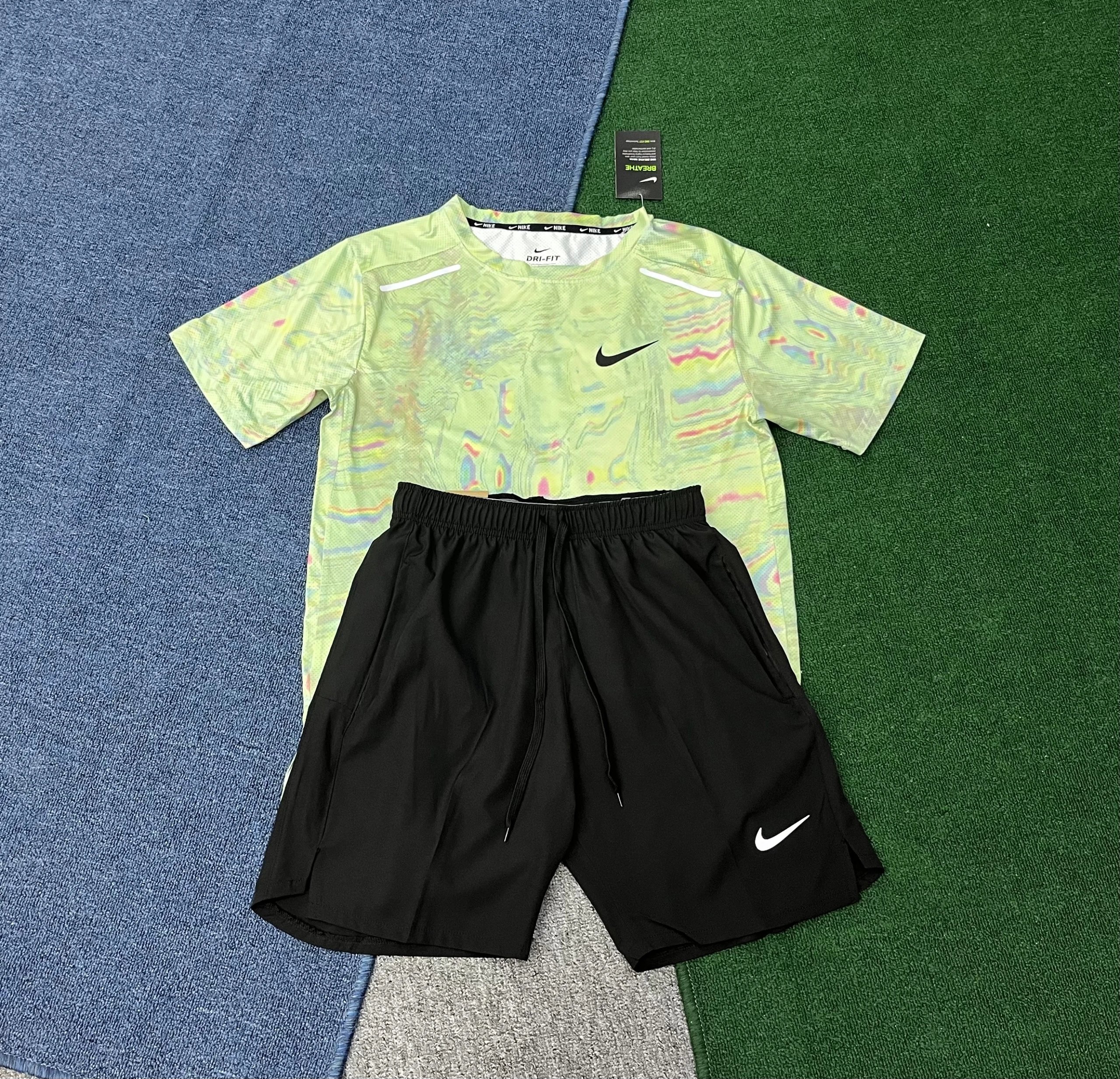 Nike Tracksuits Dri-FIT short-sleeve top and shorts set image 3