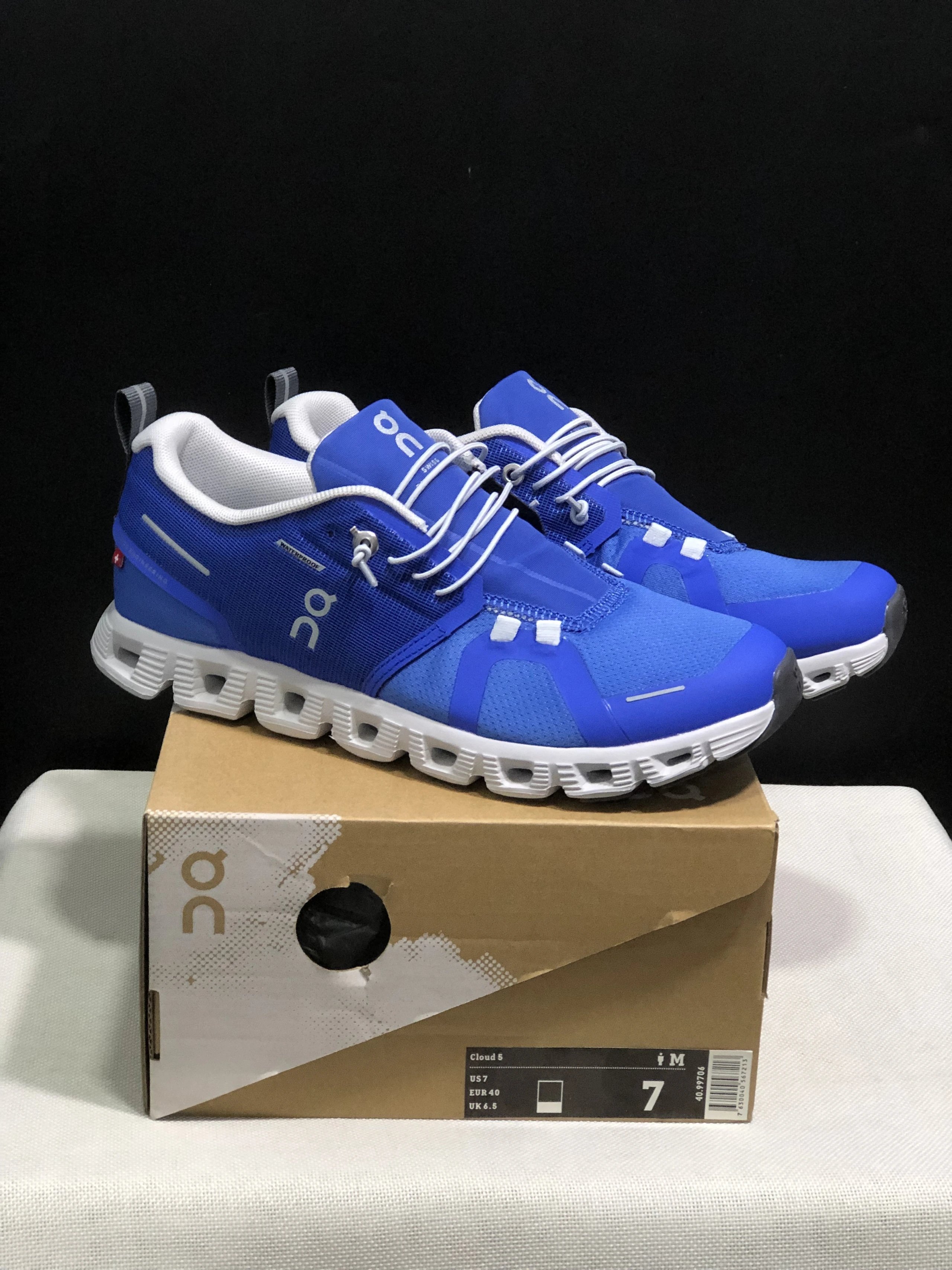 On Sneakers Cloud 5 — 5