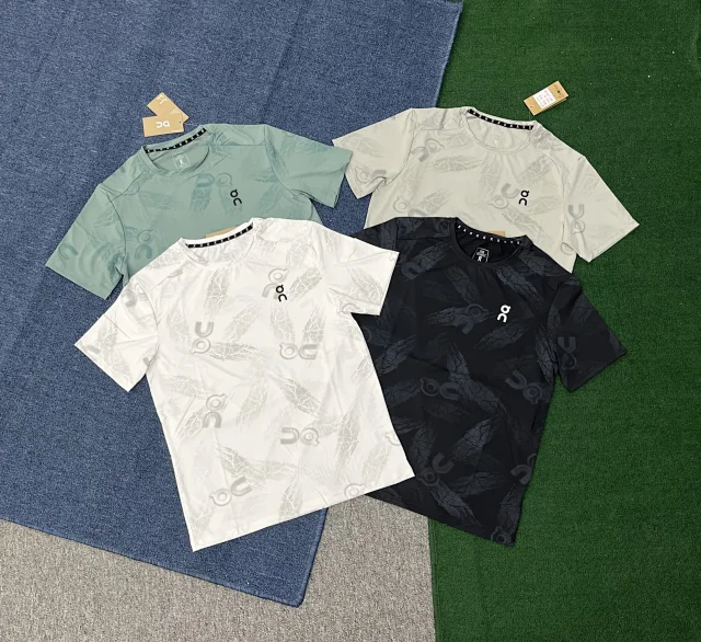 On Matching Sets All-over logo print short-sleeve T-shirt and shorts set product detail image 1