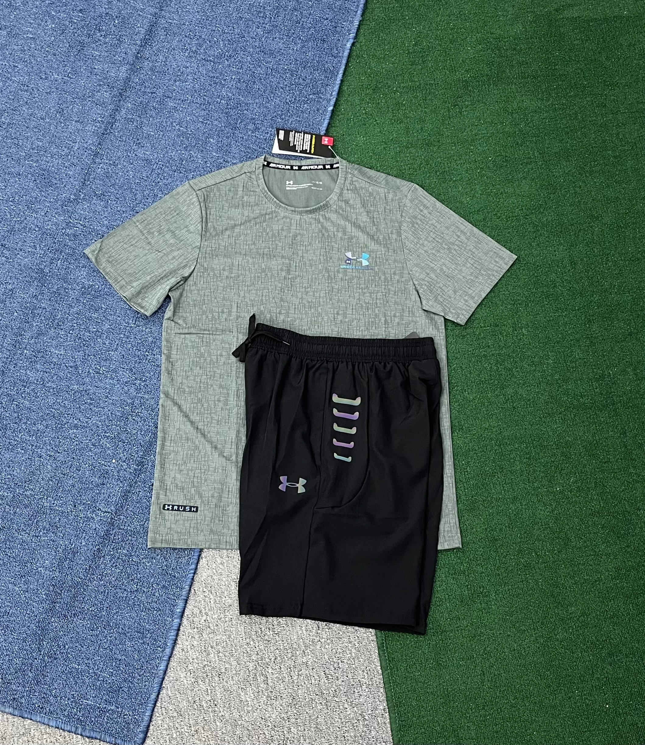 Under Armour Tracksuits Short-sleeve T-shirt and jogger pants set — 16