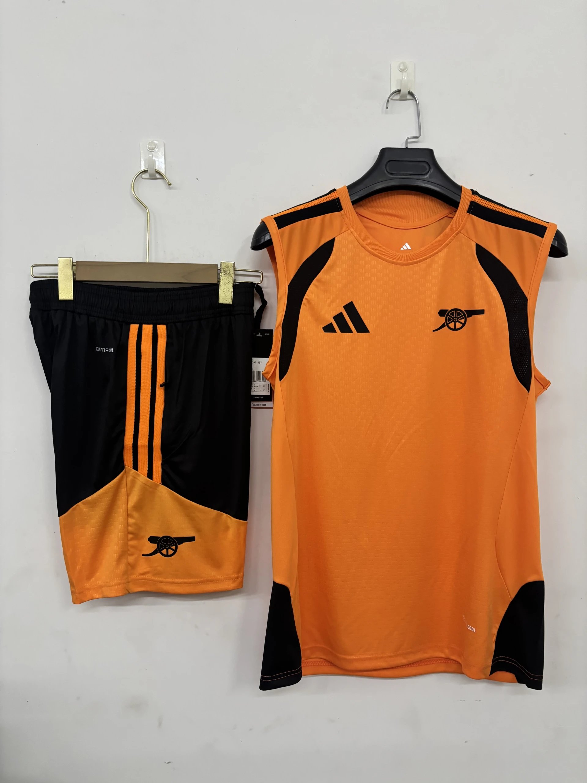 adidas Matching Sets Football training vest and shorts set image 10