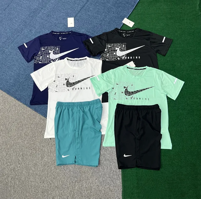 Nike Matching Sets Reflective graphic running T-shirt and shorts set product detail image 1