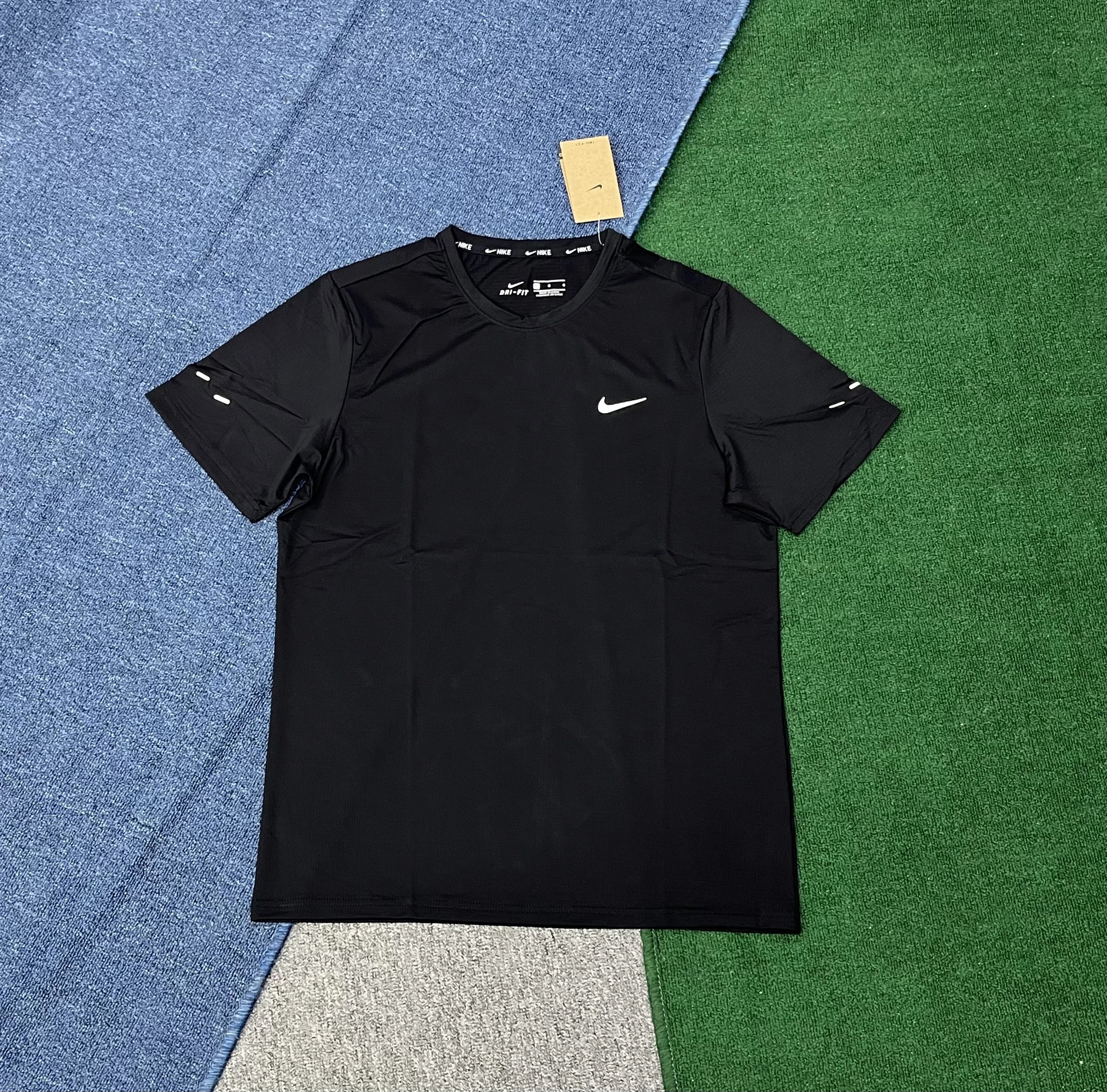 Nike T-Shirts Dri-FIT Short-Sleeve T-Shirt image 14