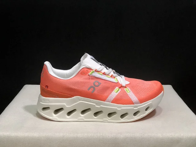 On Cloudsurfer Trail and Cloudeclipse product detail image 3