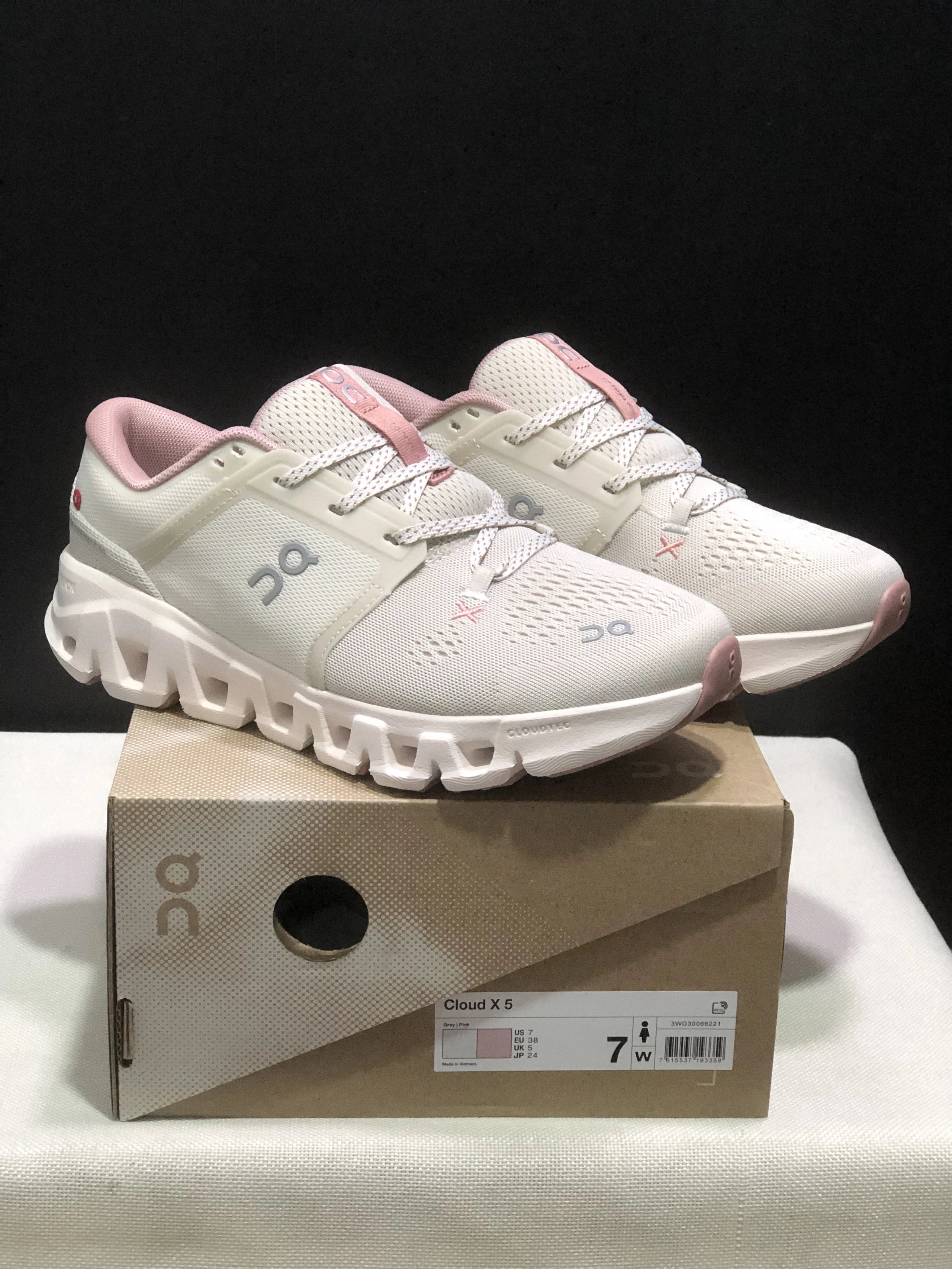 On Cloud X 5 / Go WP — 33