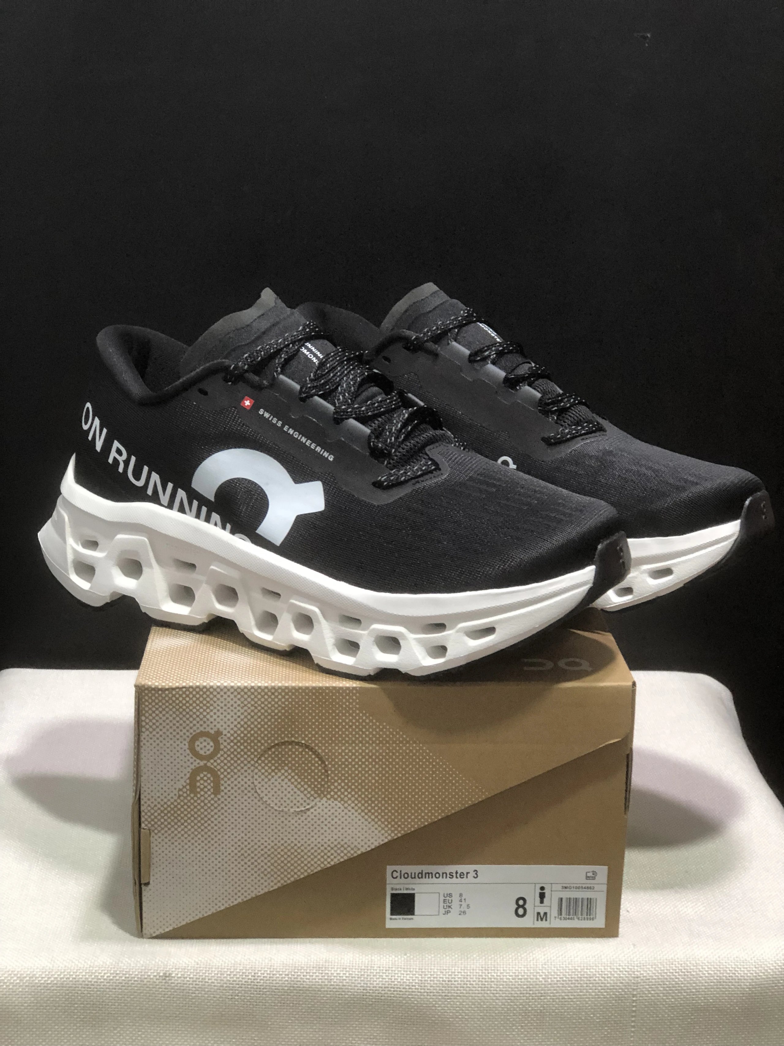 On Sneakers Cloudmonster 3 — 18