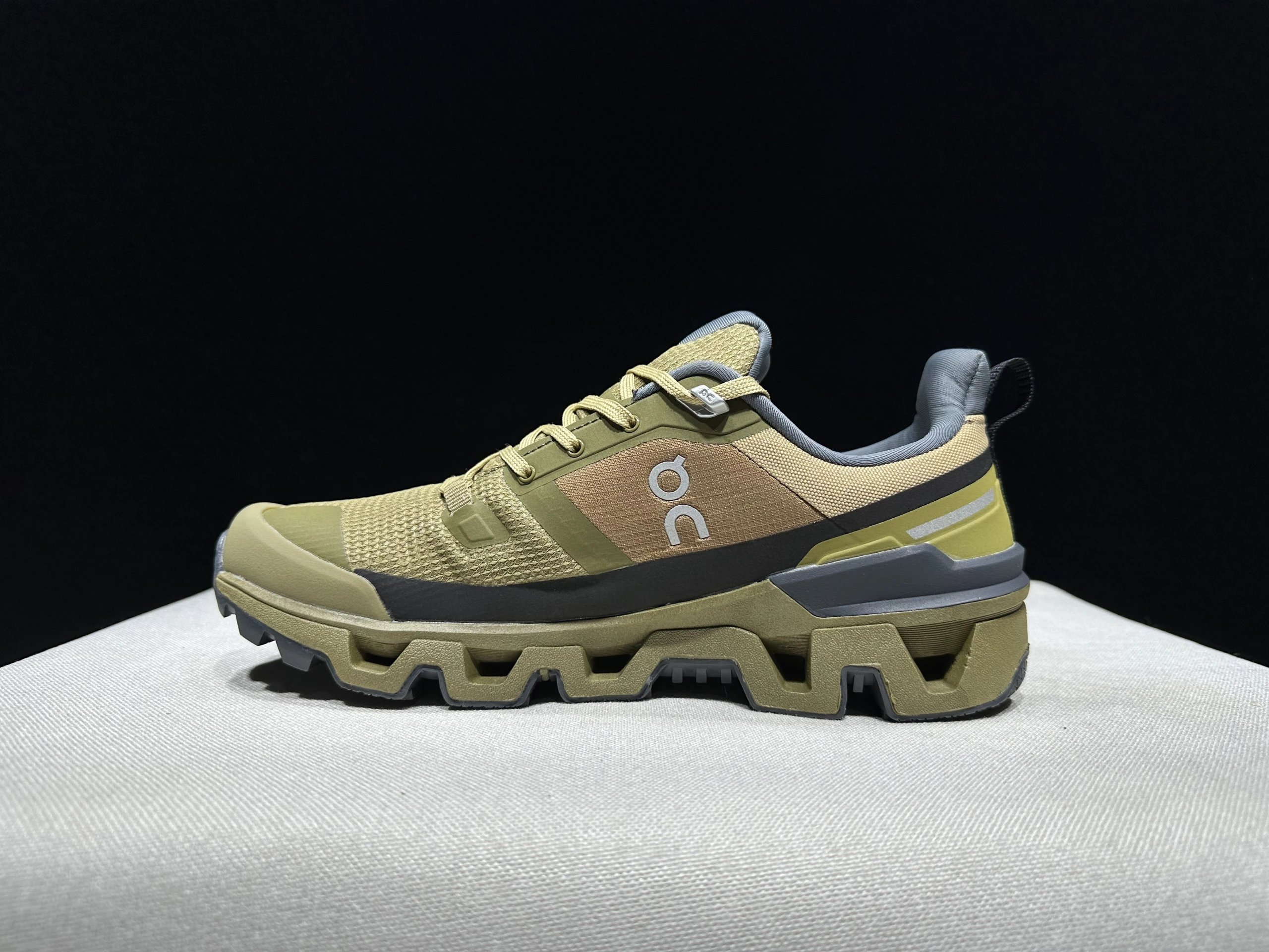 On Sneakers Cloudhorizon 2 — 22