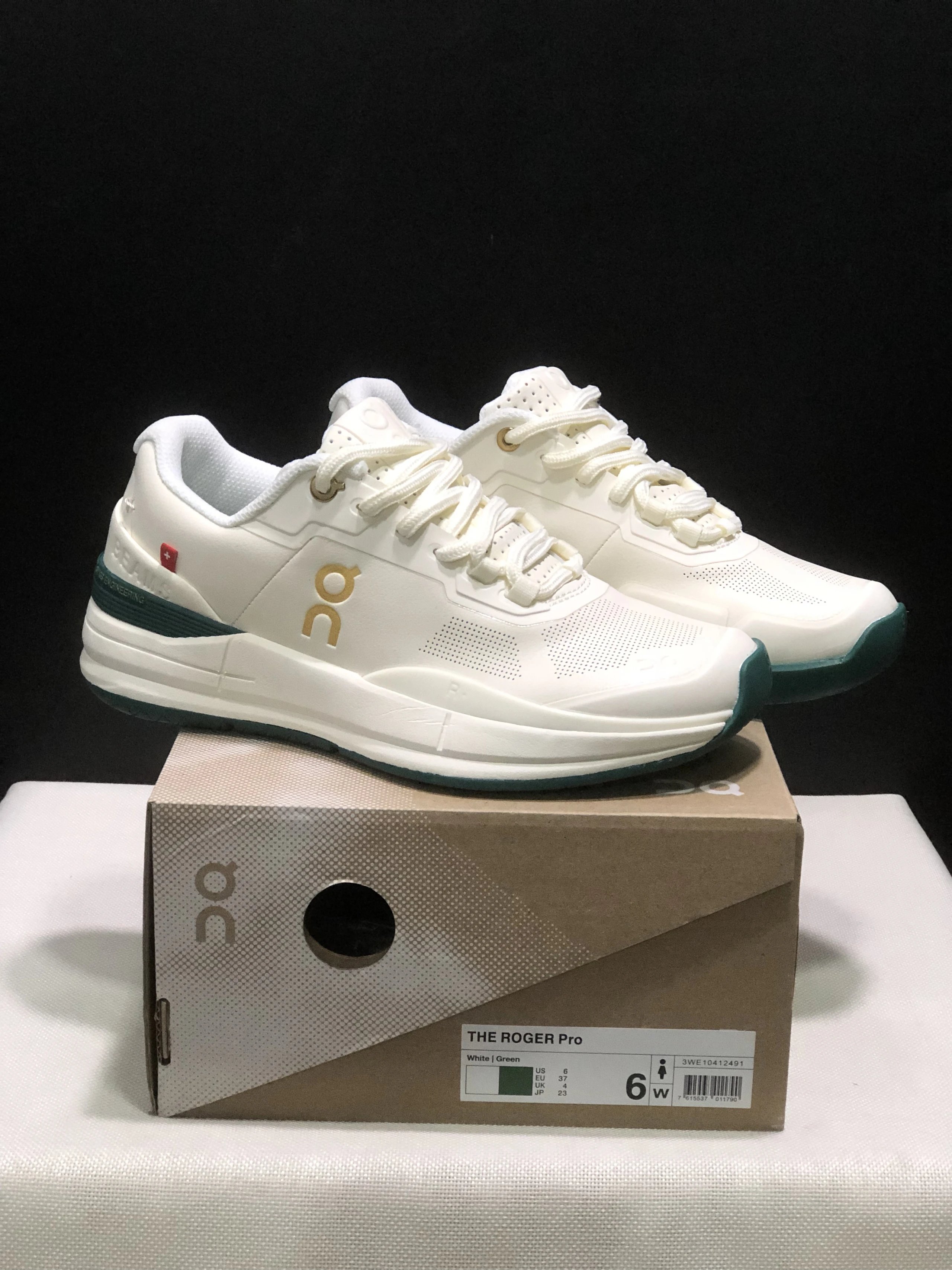 On Sneakers THE ROGER Pro Clay — 20
