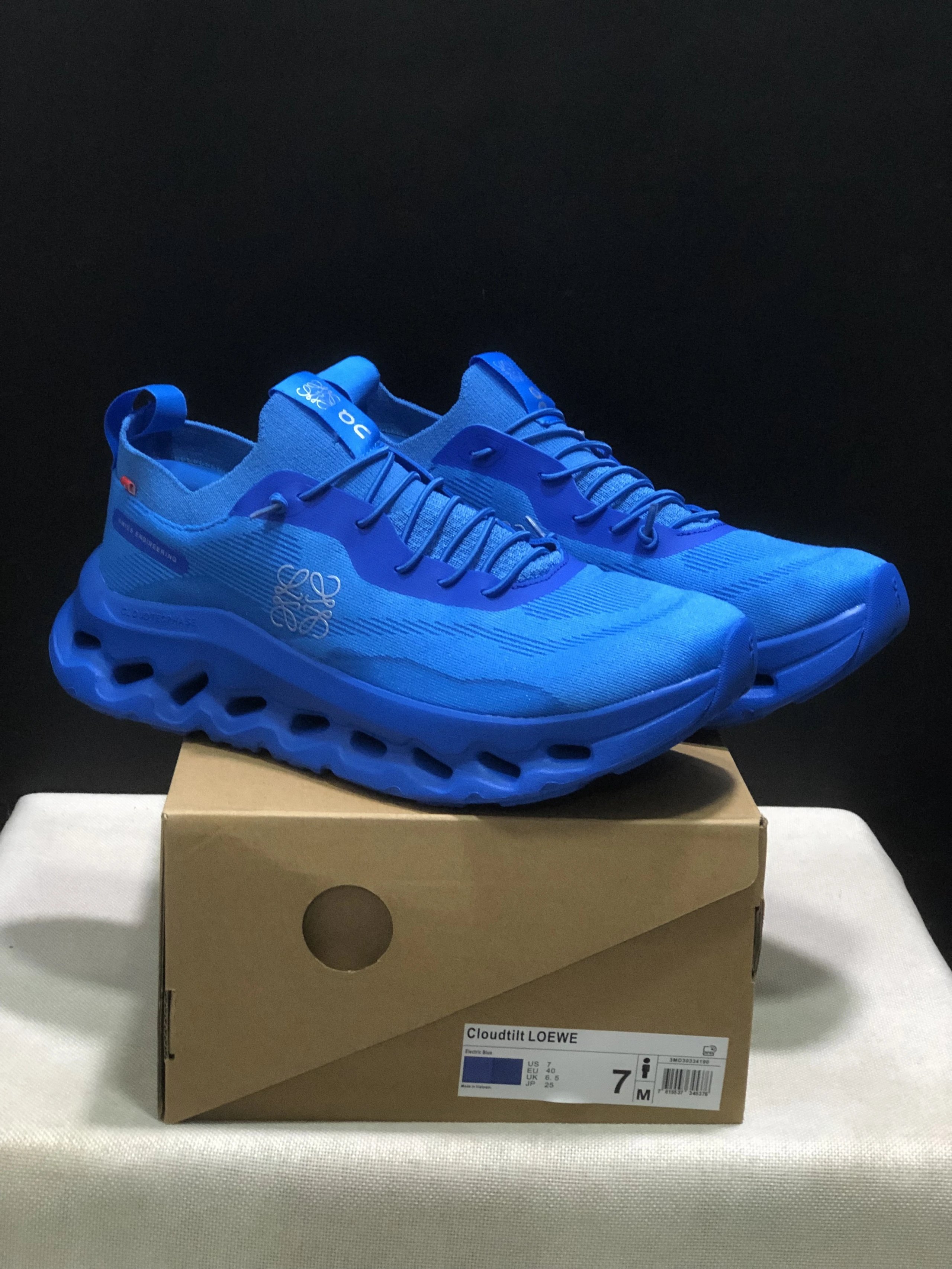 Loewe Sneakers Cloudtilt 2.0 — 39