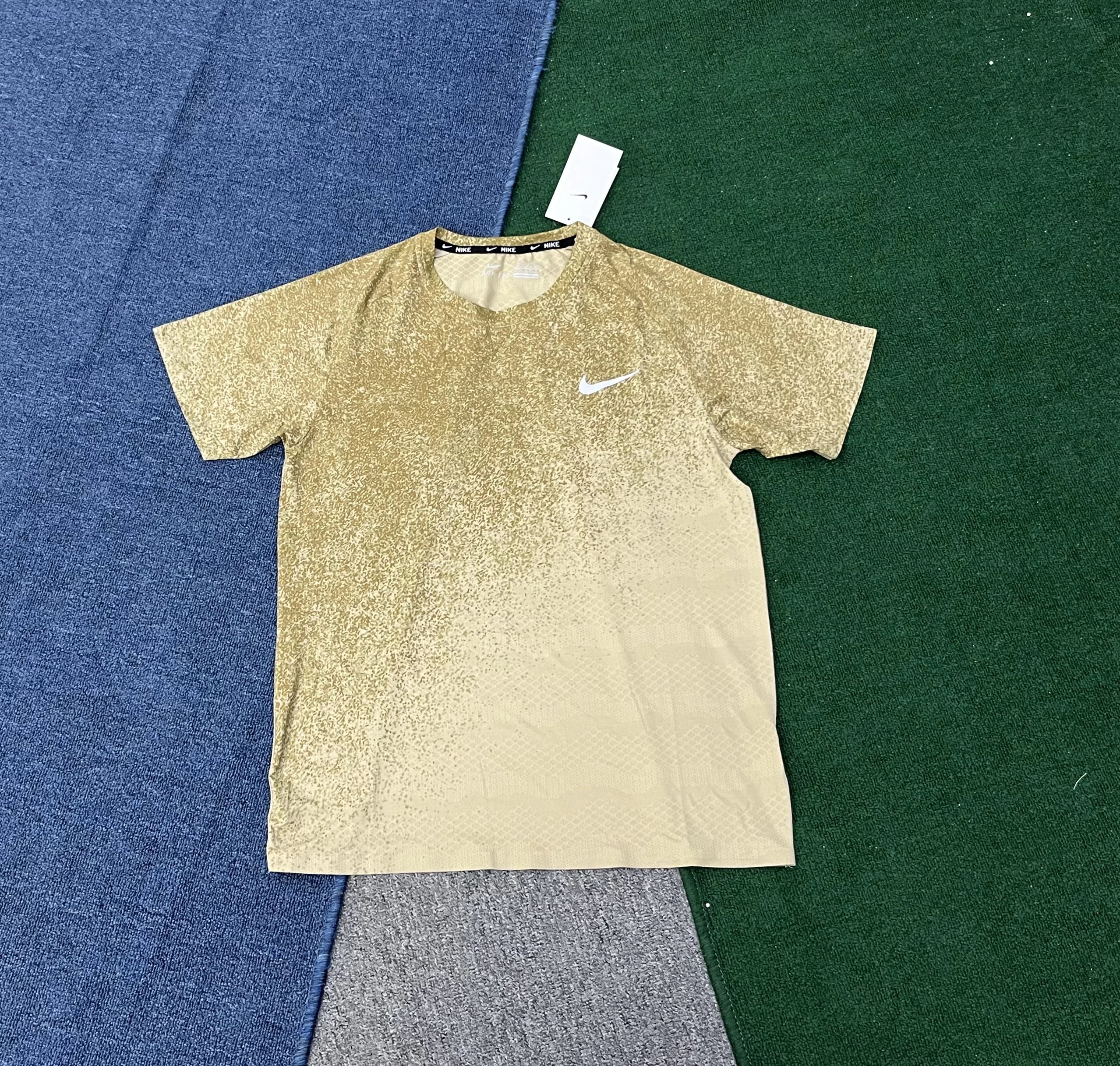 Nike Matching Sets Trail Short-Sleeve T-Shirt and Shorts Set image 11