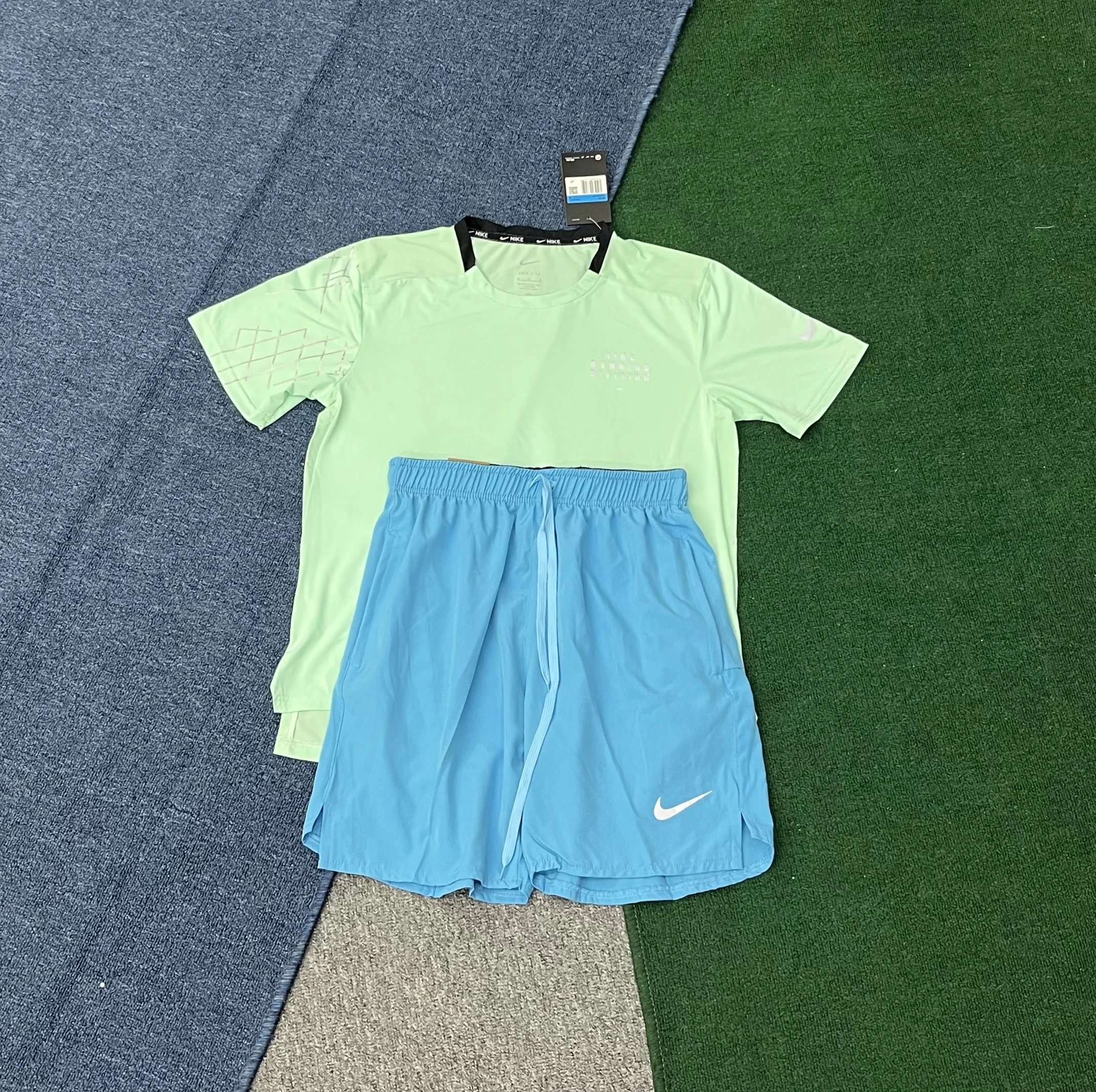 Nike Matching Sets Running Division Graphic image 10