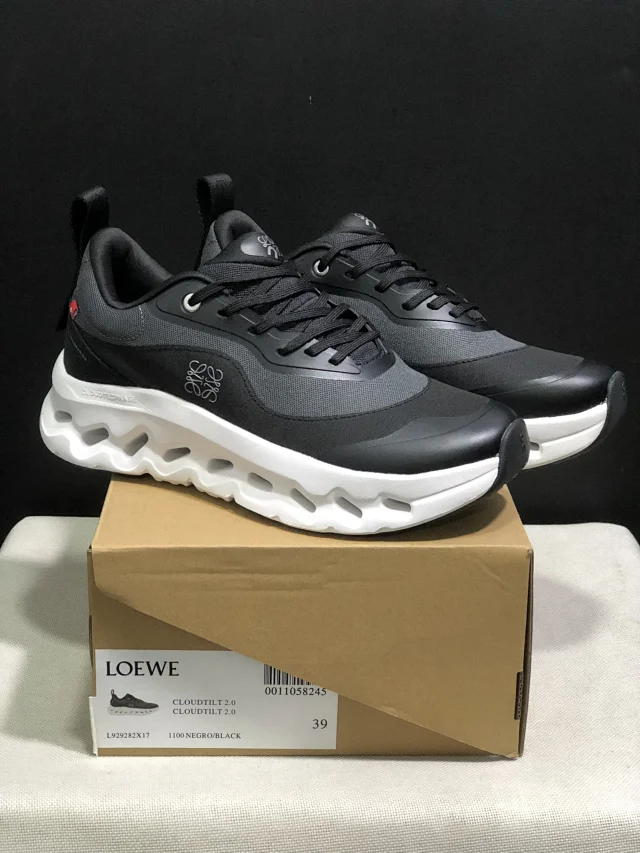 Loewe Sneakers Cloudtilt 2.0 product detail image 1
