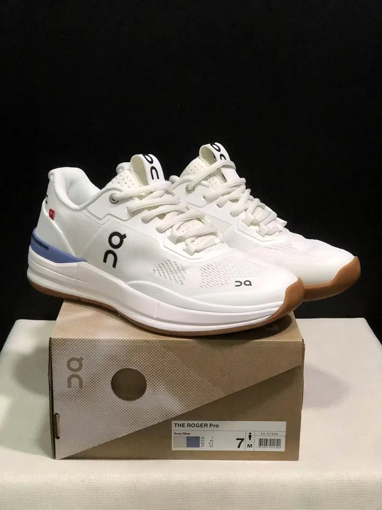 On Sneakers THE ROGER Pro Clay — 32