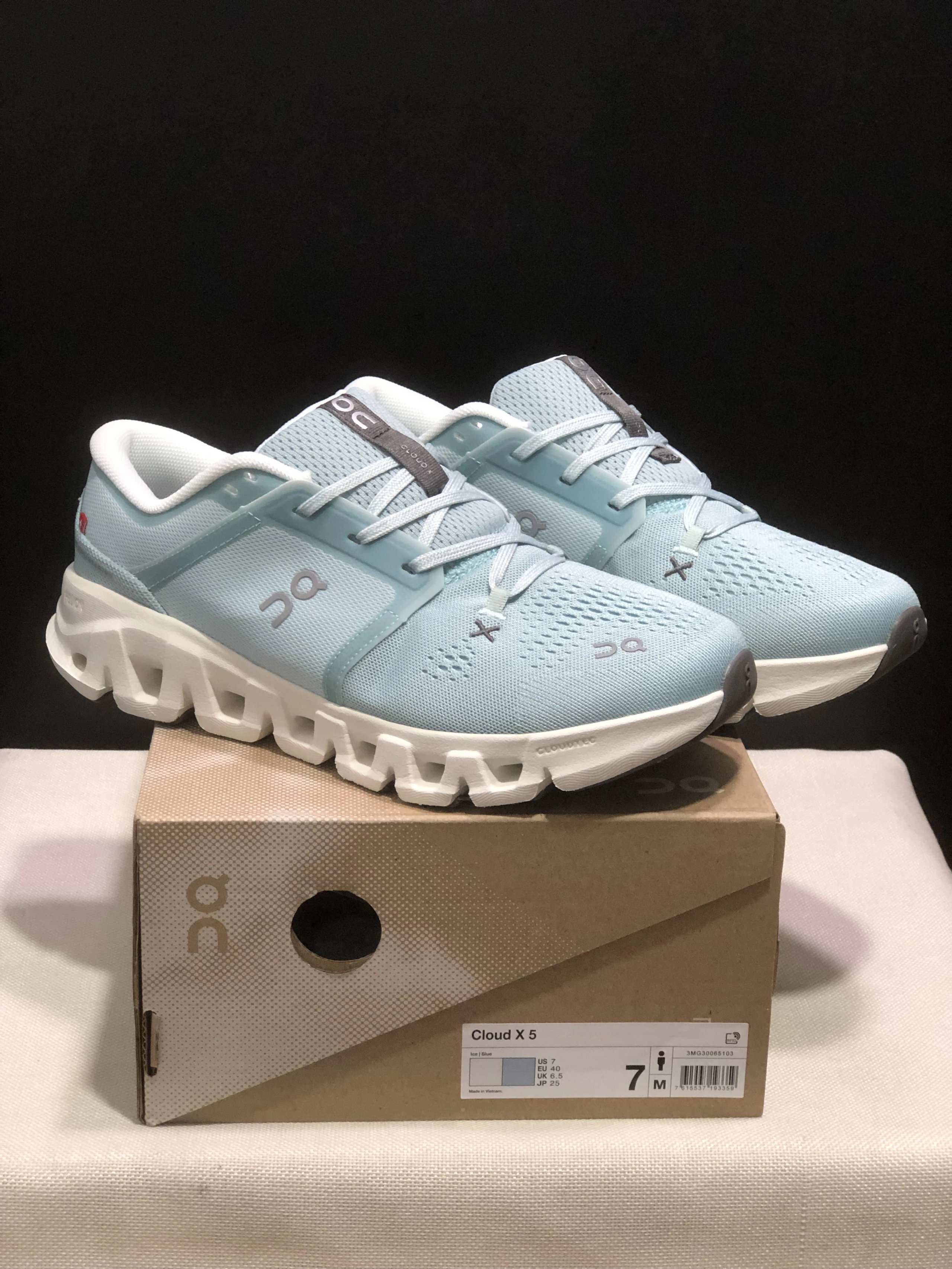 On Cloud X 5 / Go WP — 4