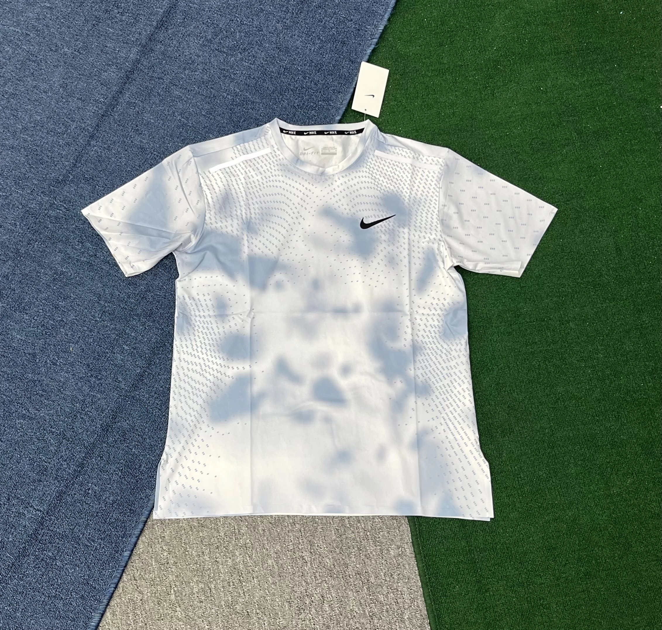 Nike Matching Sets Short-Sleeve Running Top and Shorts Set image 5