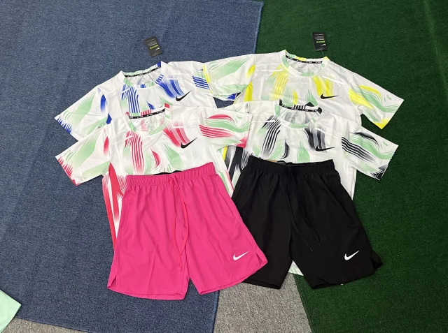 Nike Matching Sets Short-Sleeve Graphic T-Shirt and Shorts Set product detail image 2
