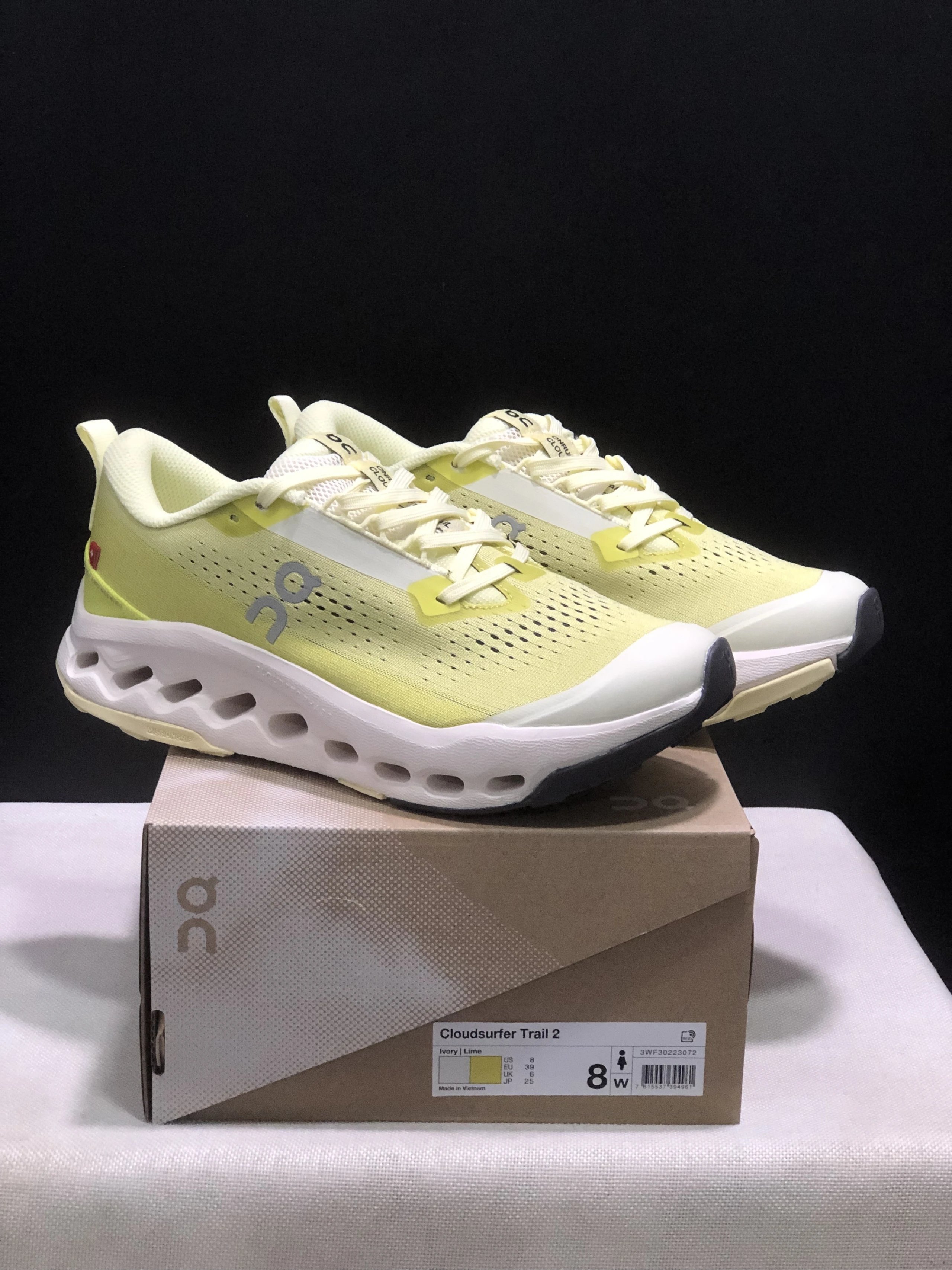 On Sneakers Cloudsurfer Trail 2 WP — 12