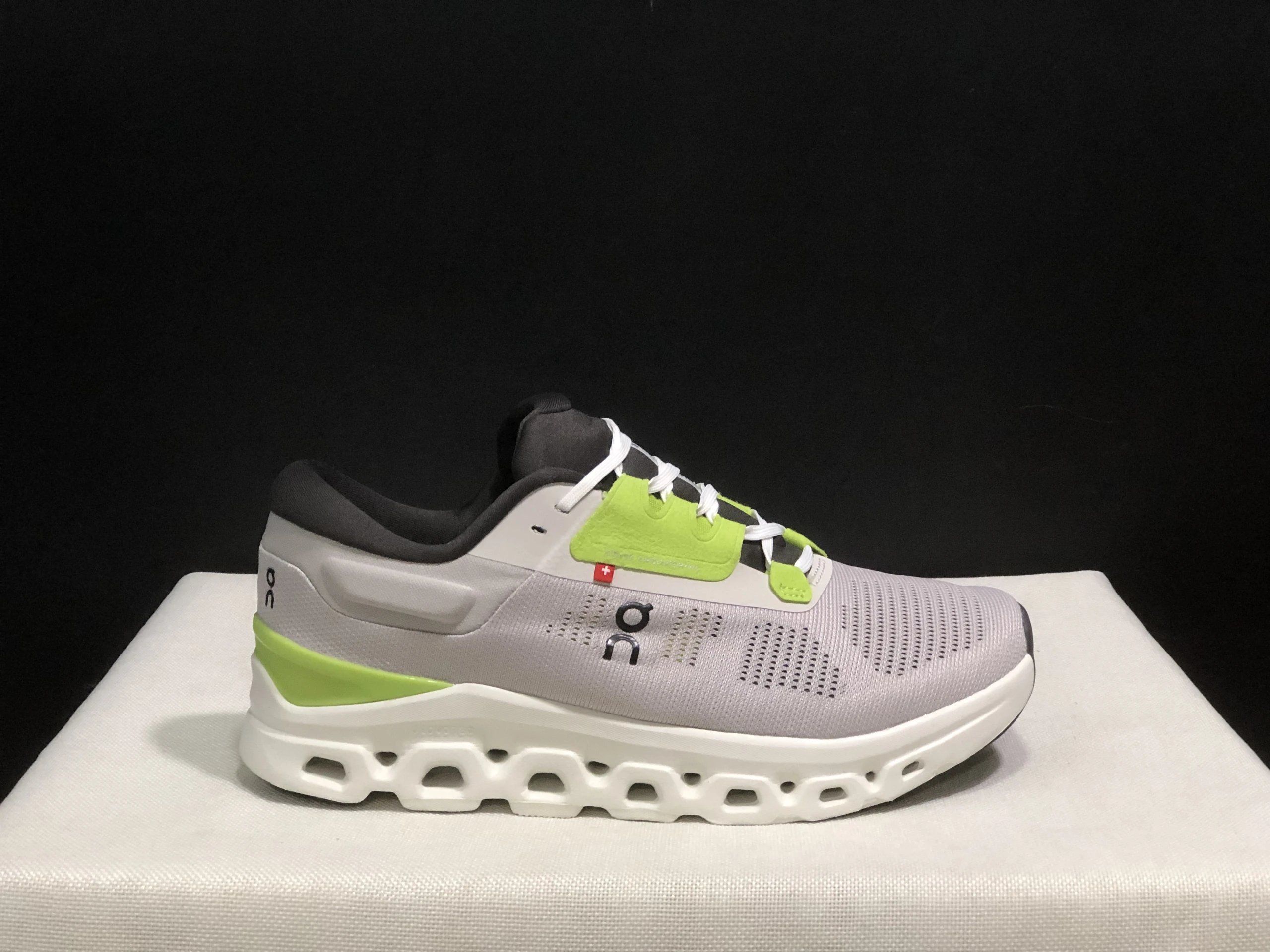 On Sneakers Cloudvista 2 image 3