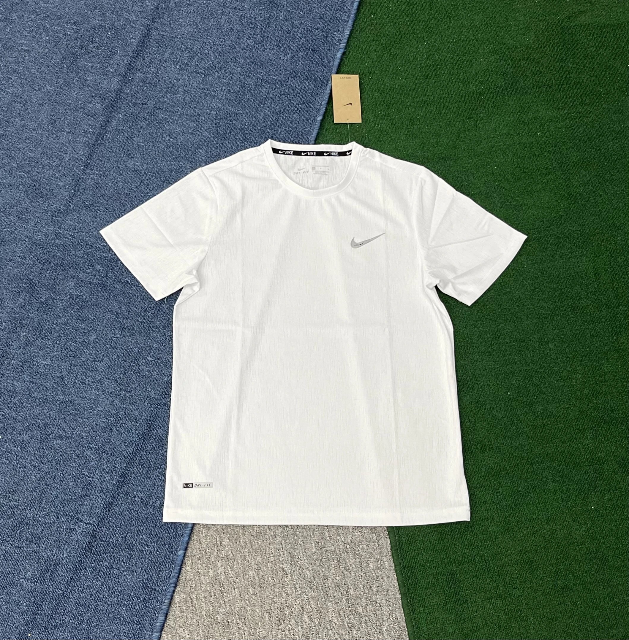 Nike T-Shirts Dri-FIT Short-Sleeve T-Shirt image 11