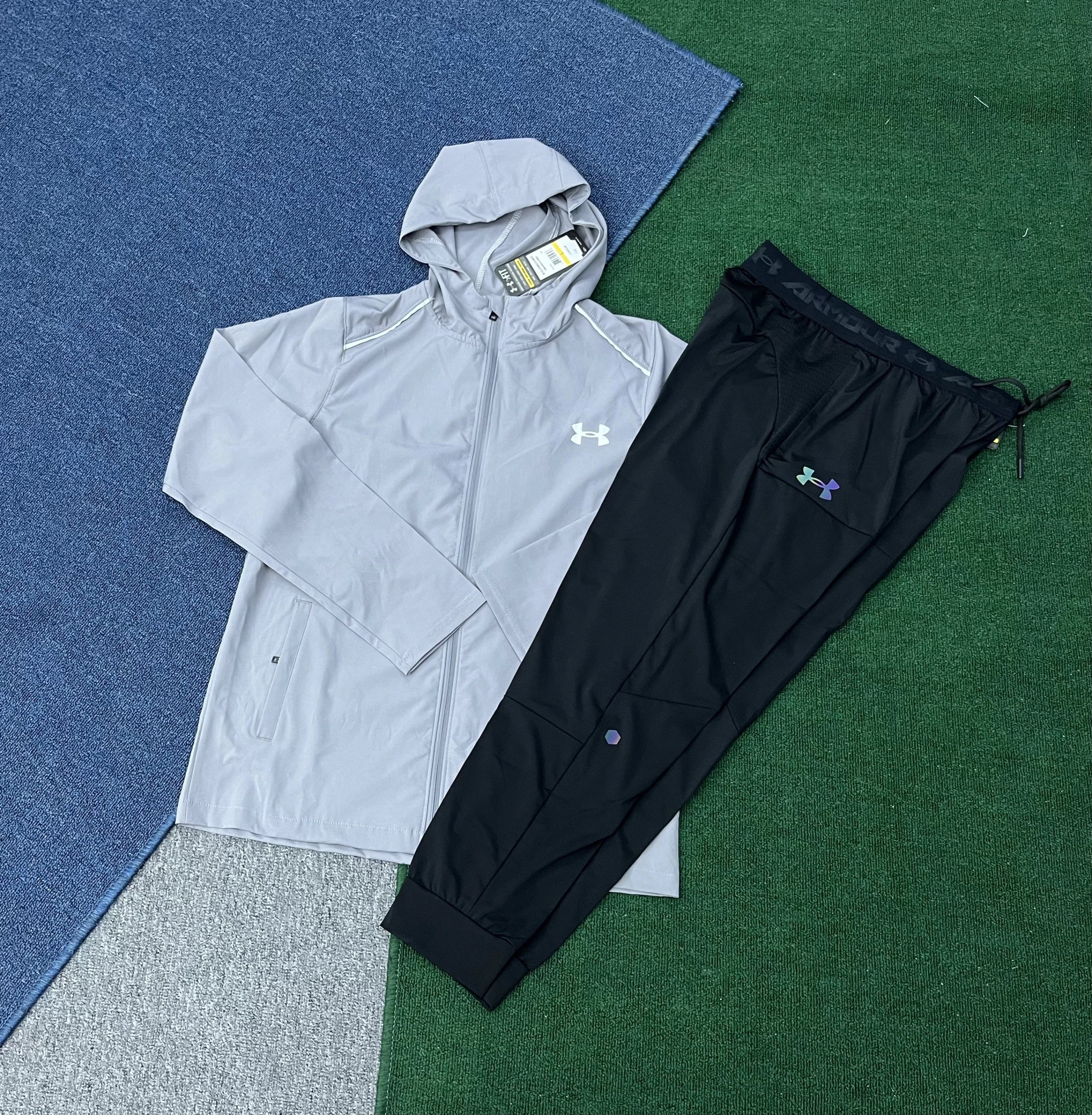 Under Armour Tracksuits Hooded zip jacket and jogger set — 3