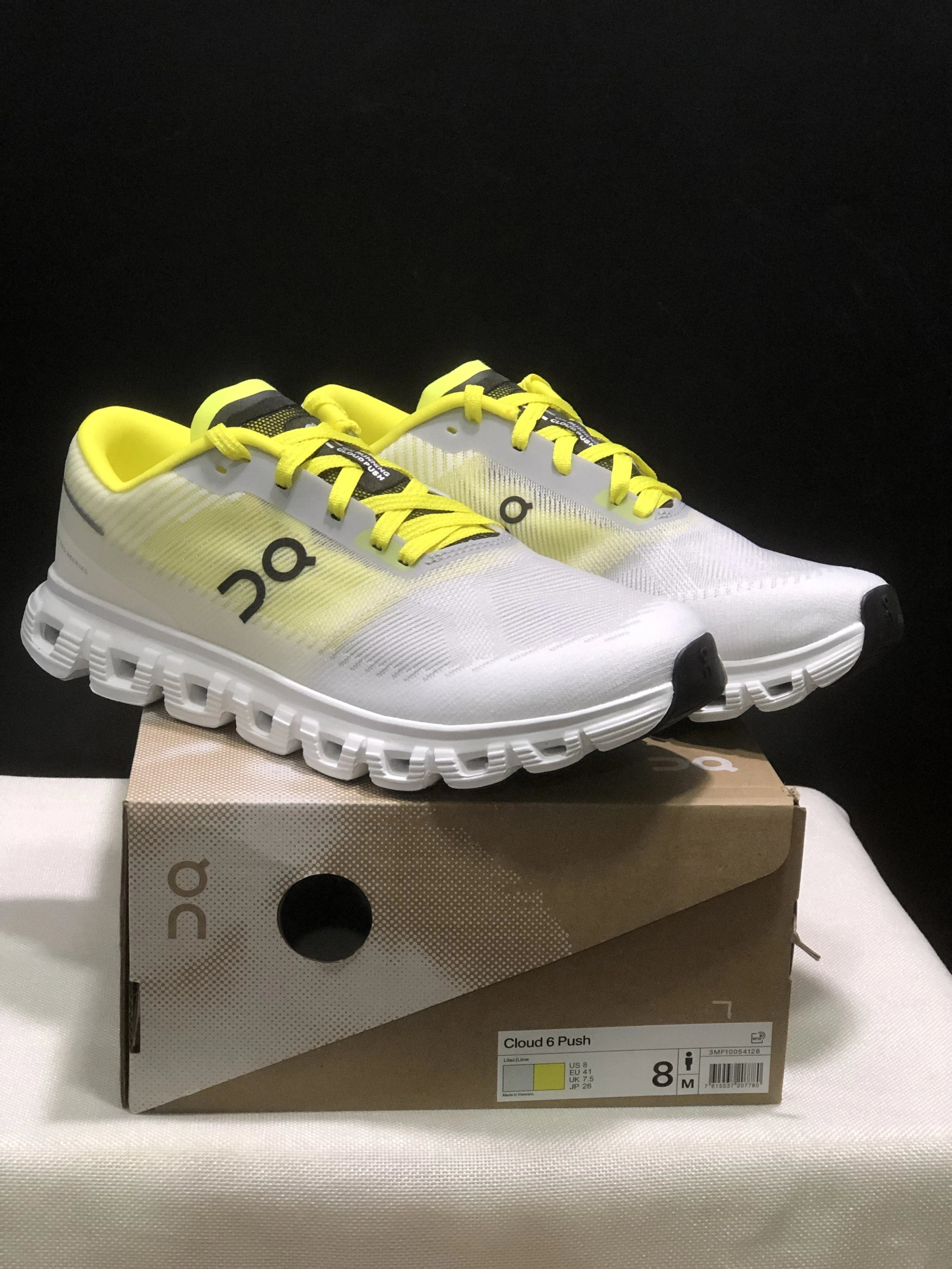 On Sneakers Cloudsurfer Max — 18