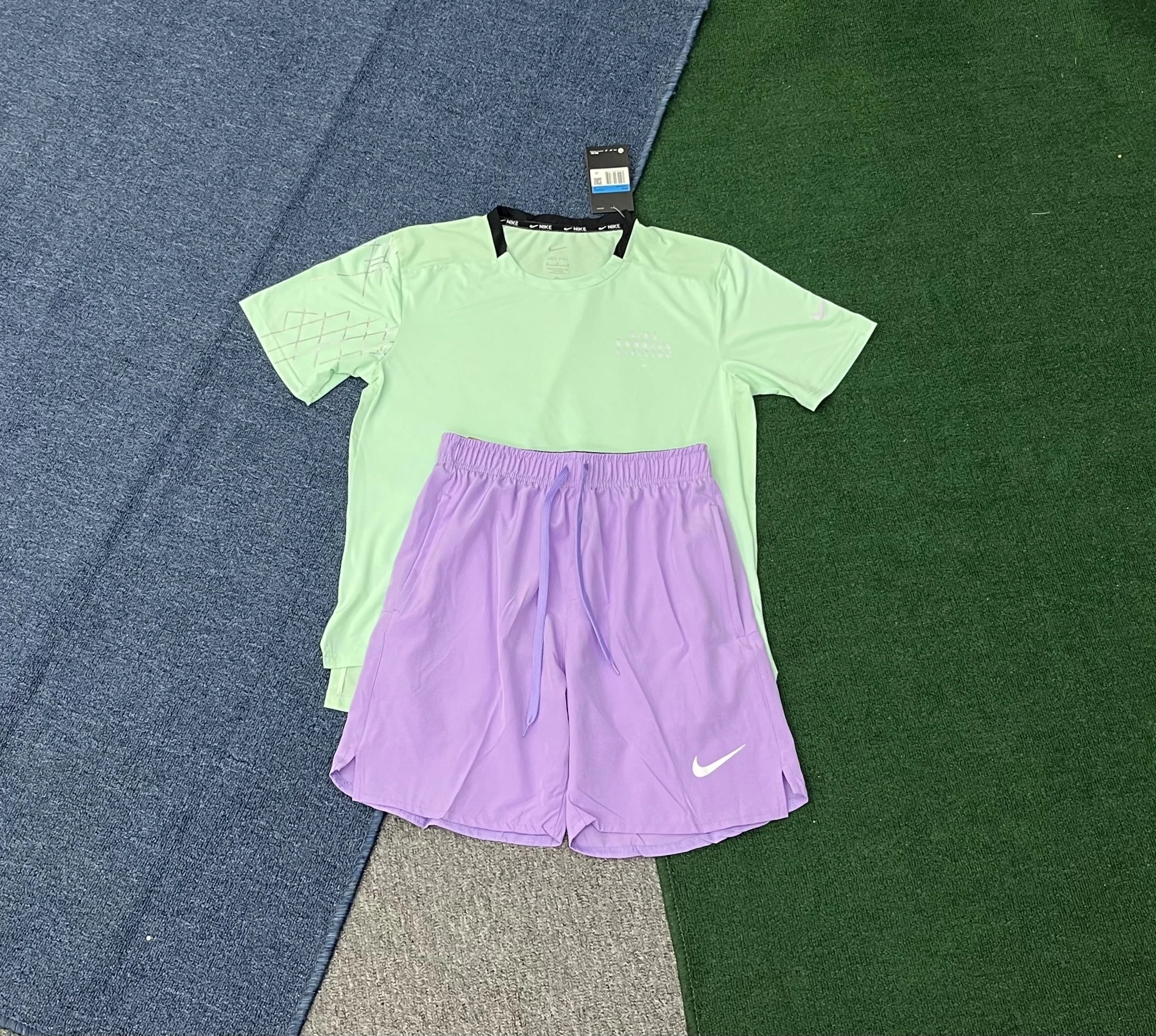 Nike Matching Sets Running Division Graphic image 8