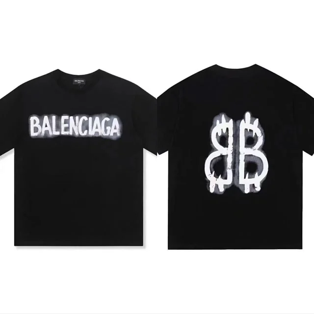 Burberry T-Shirts Short Sleeve Graphic T-Shirt product detail image 11