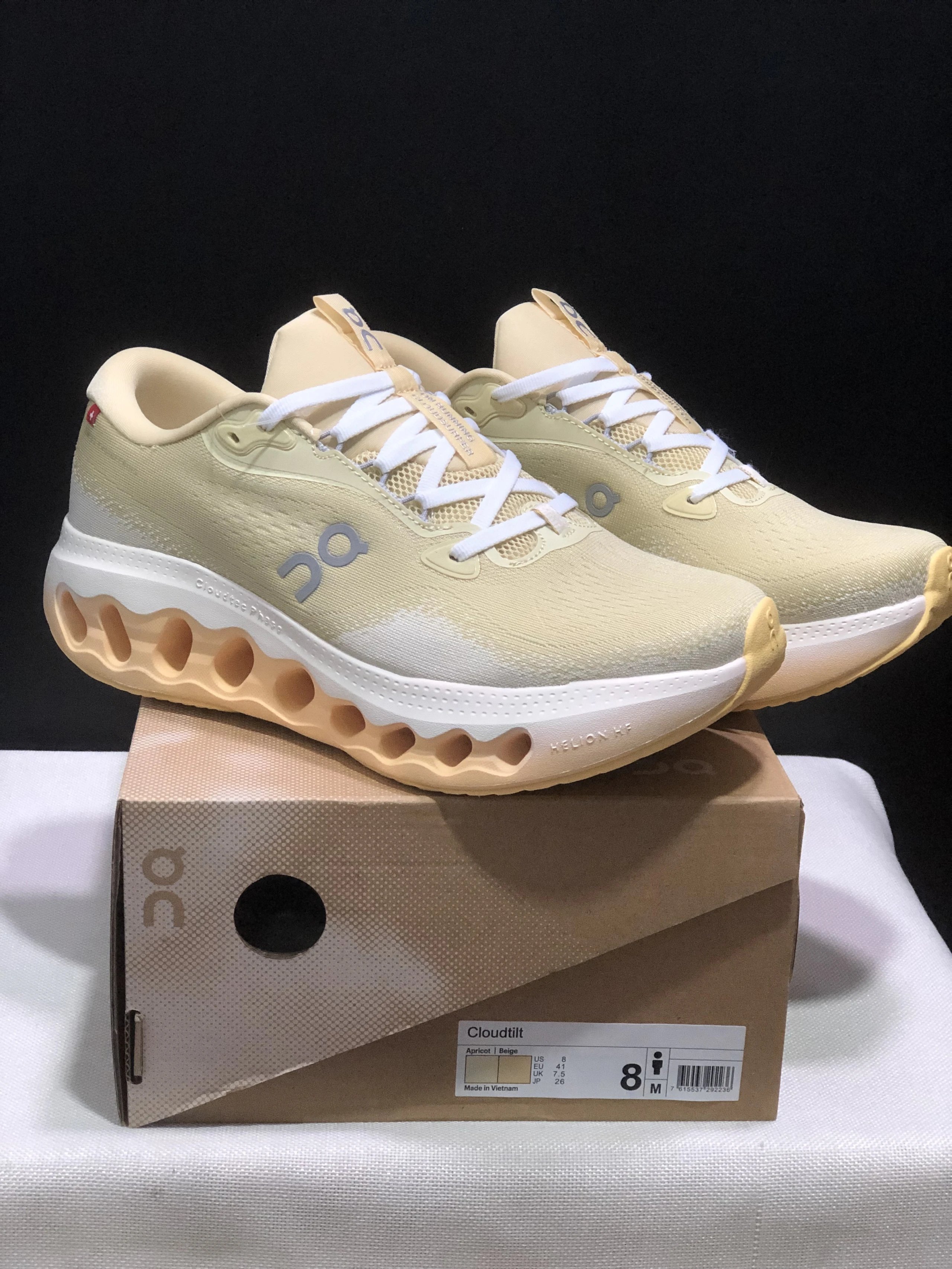 On Cloudtilt and Cloudsurfer 3 running shoes — 26