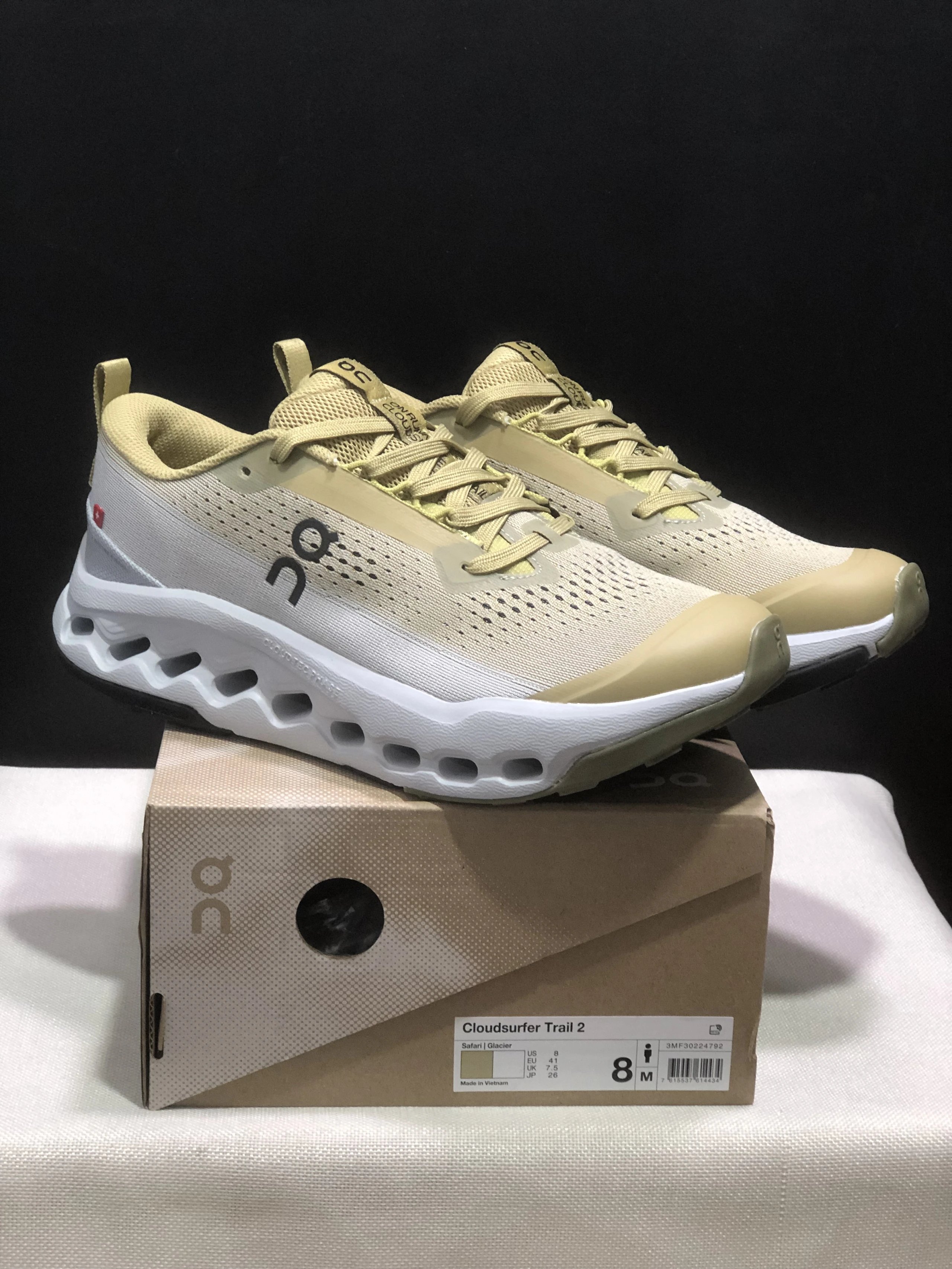 On Sneakers Cloudsurfer Trail 2 WP — 29