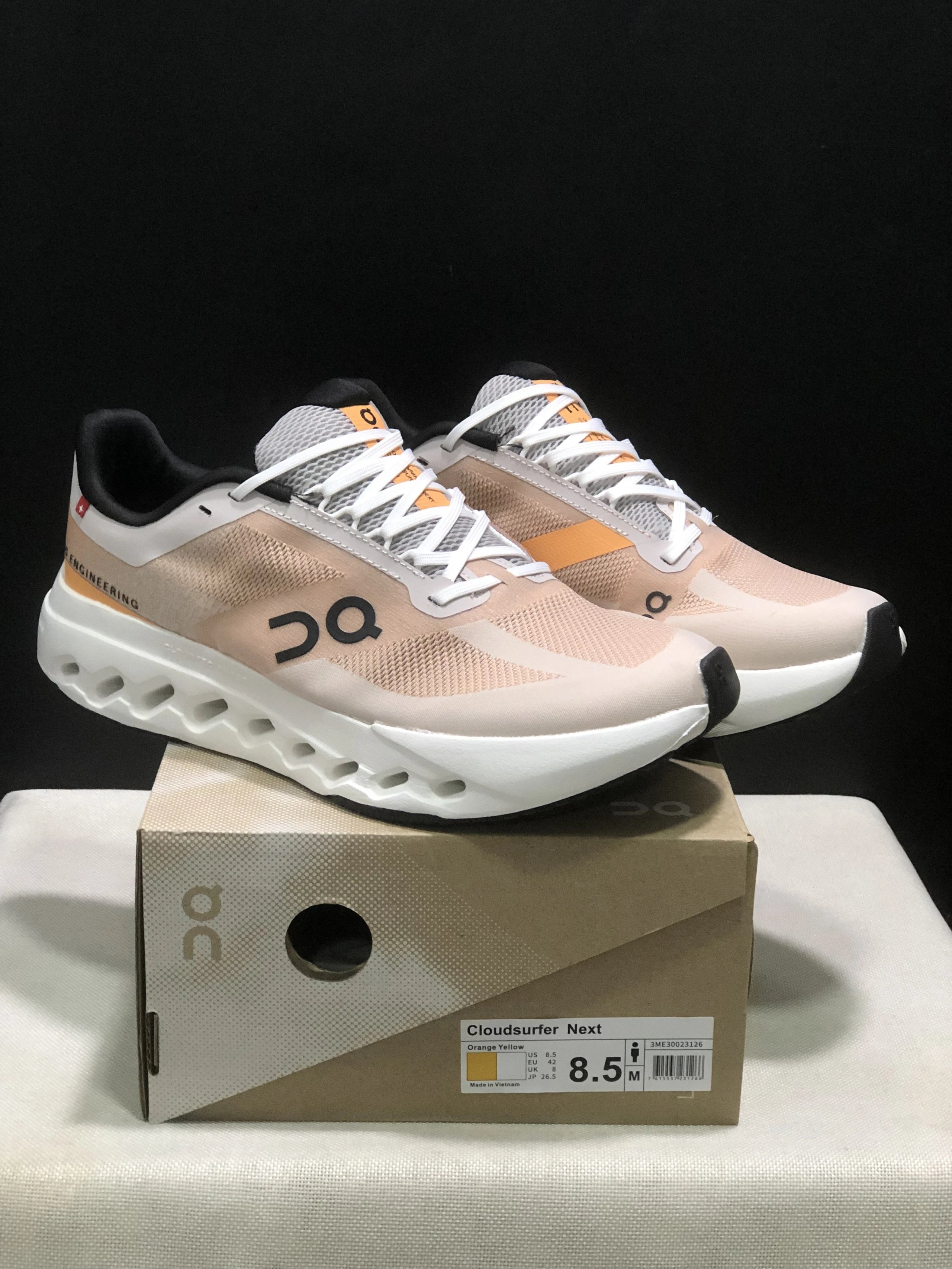 On Sneakers Cloudsurfer Next Z5 — 25