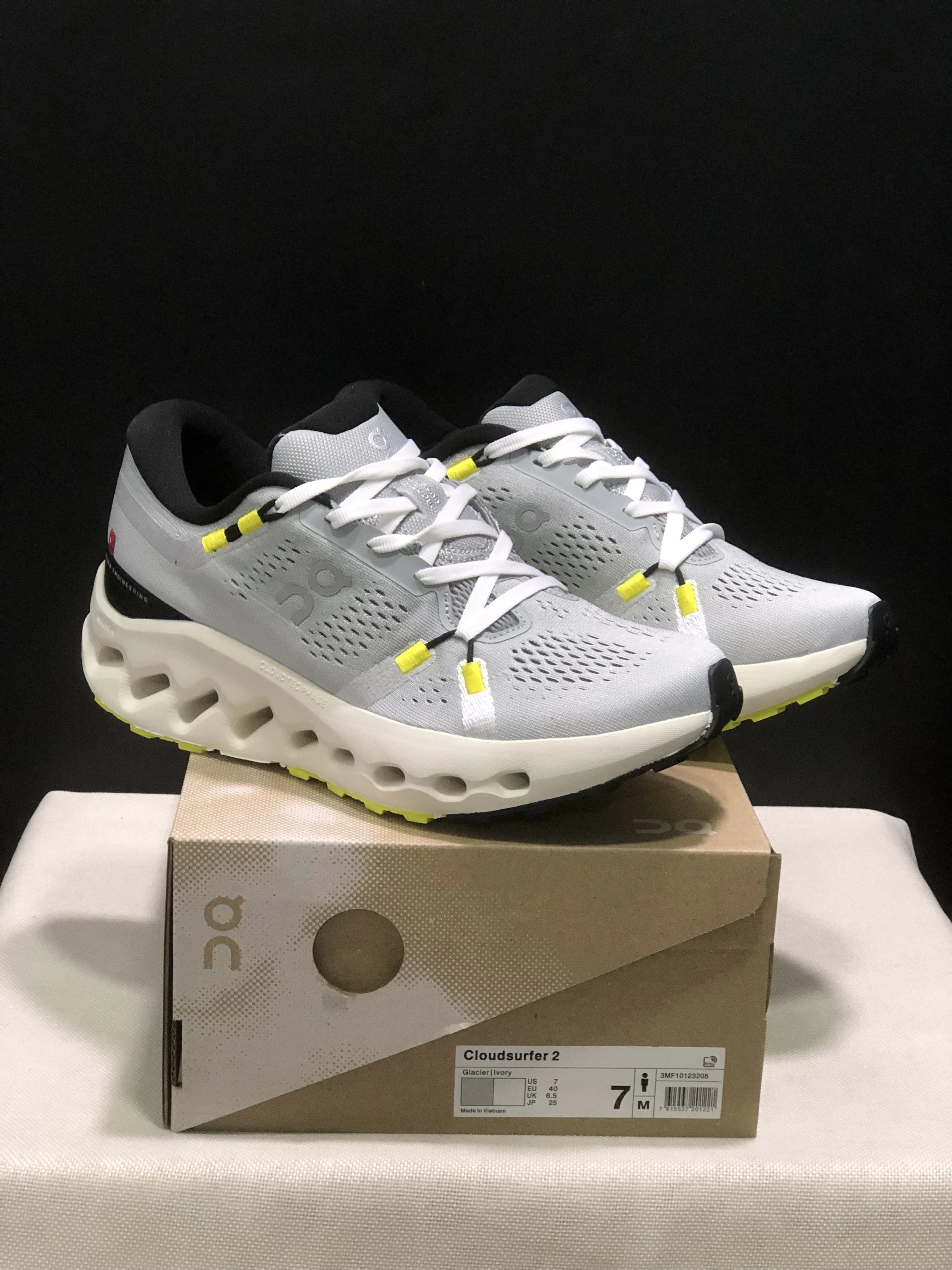 On Sneakers Cloudboom Strike and mesh running shoe styles — 22