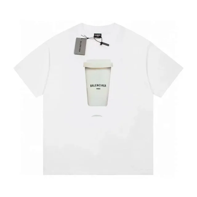 Burberry T-Shirts Short Sleeve Graphic T-Shirt product detail image 12